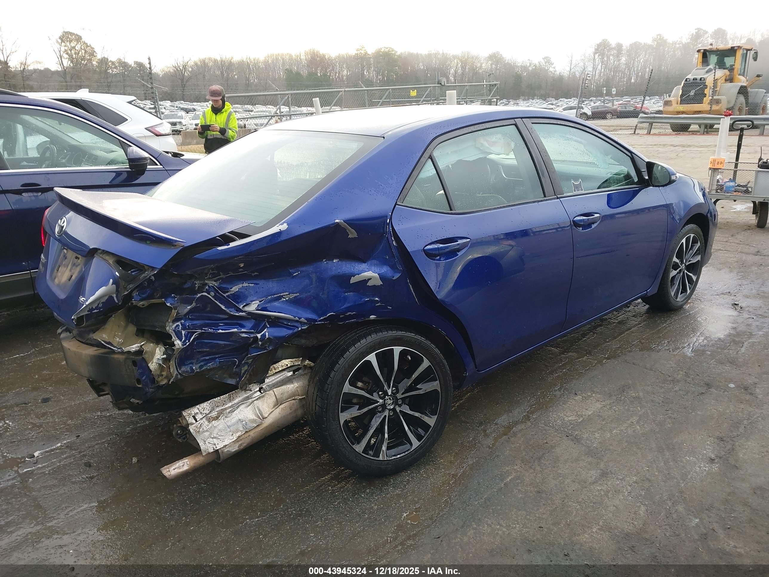 TOYOTA COROLLA image 4