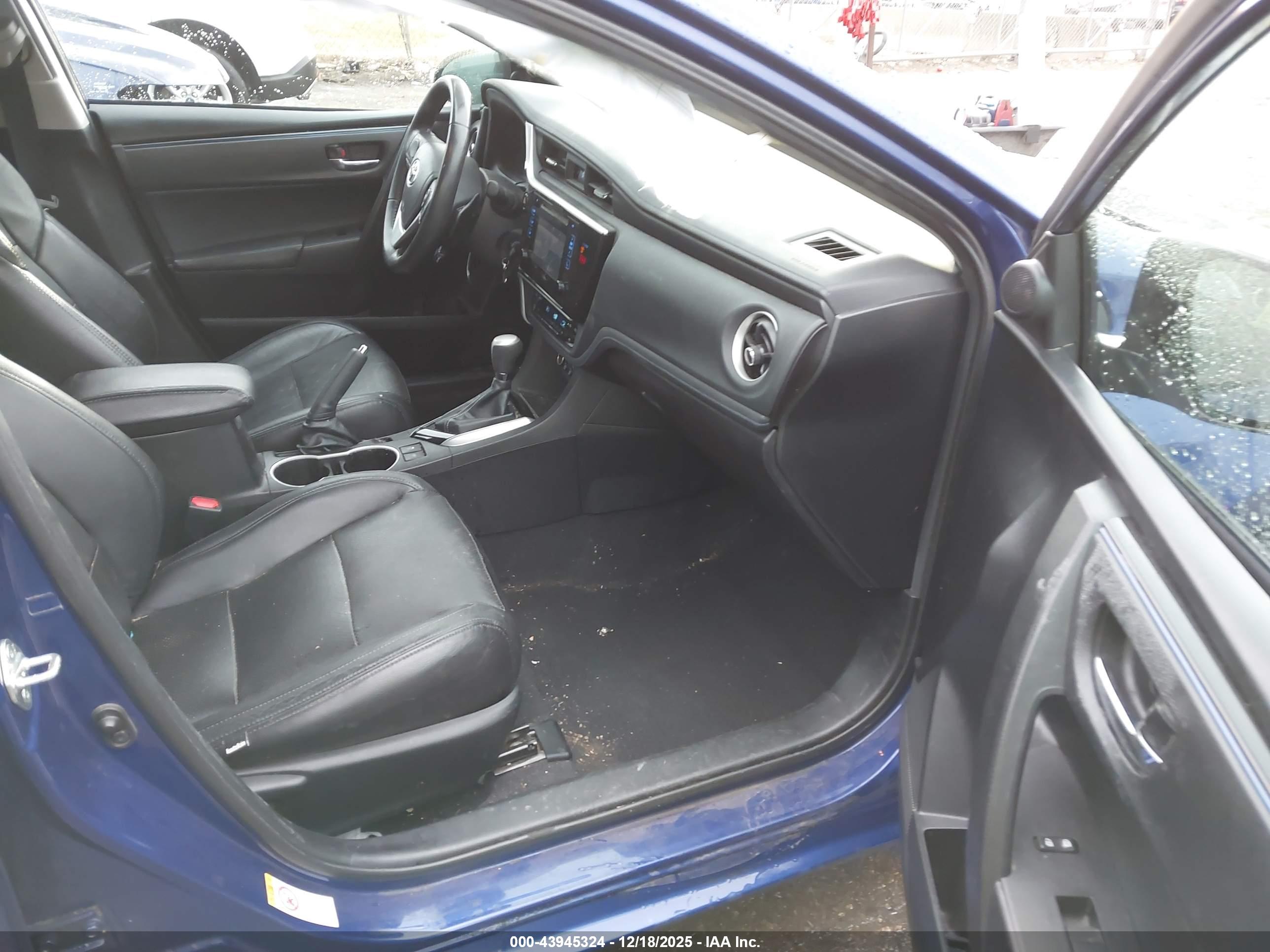 TOYOTA COROLLA image 5