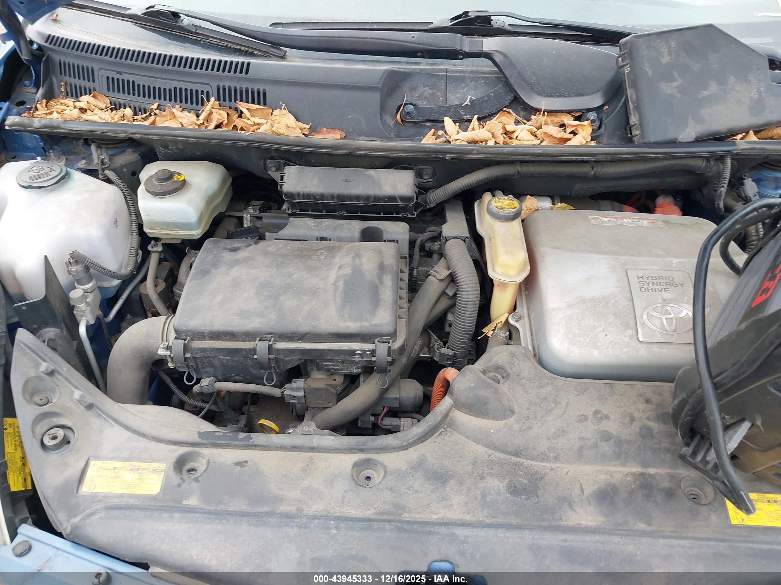TOYOTA PRIUS image 10