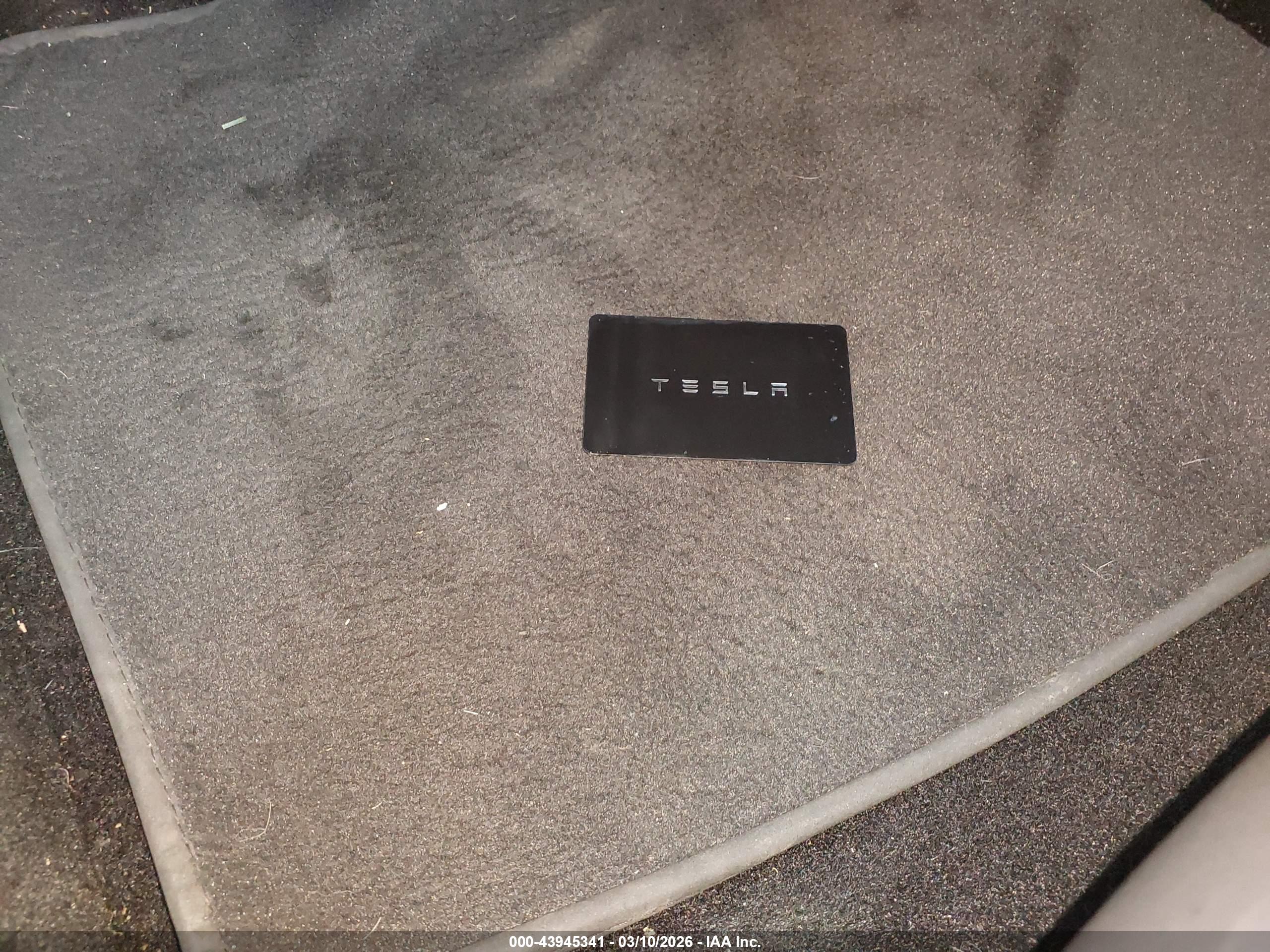 TESLA MODEL image 11