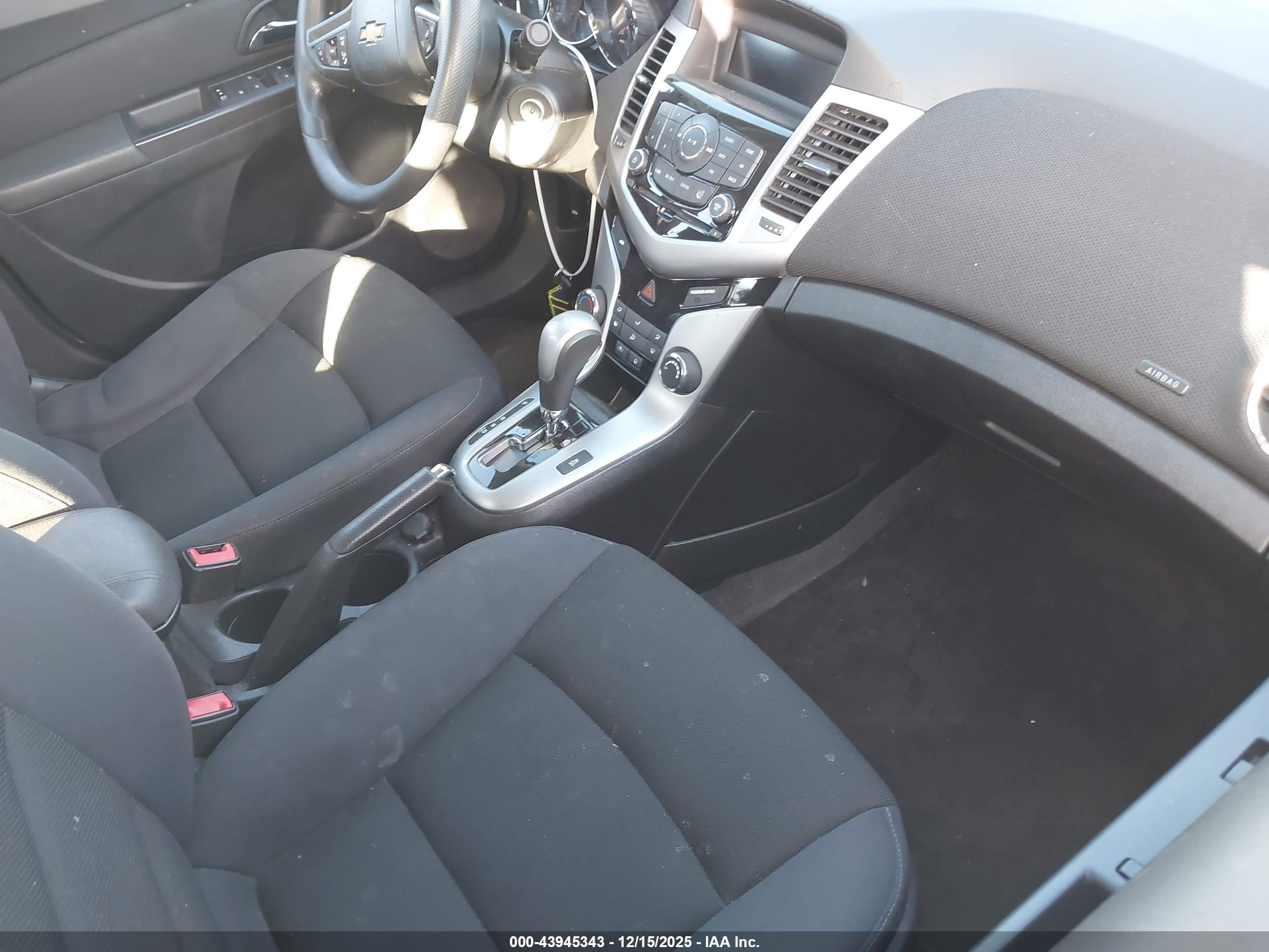 CHEVROLET CRUZE image 5