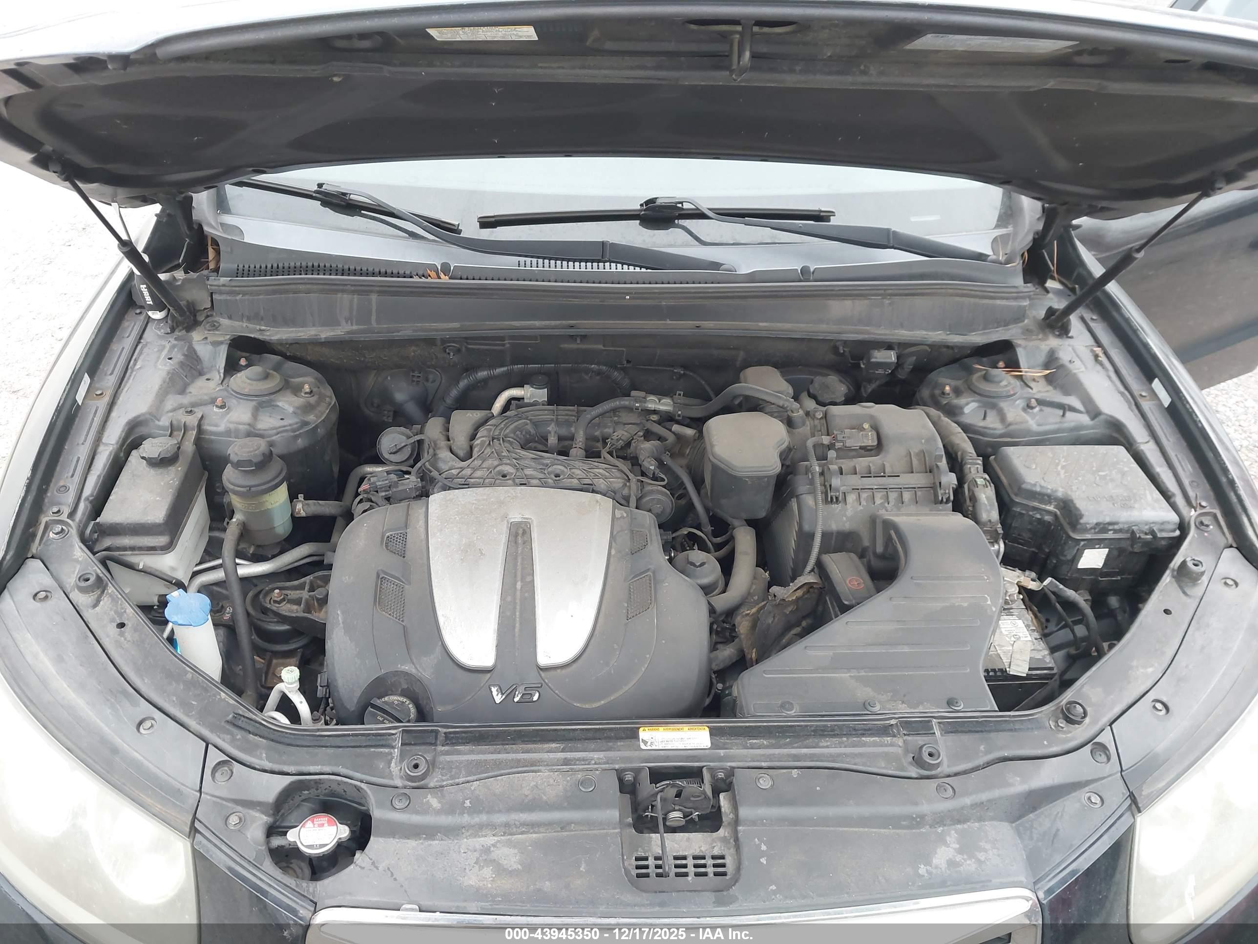 HYUNDAI SANTA image 10
