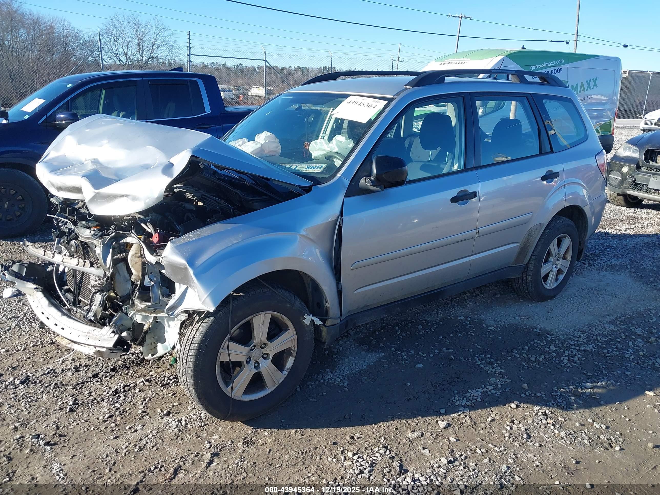 SUBARU FORESTER image 2
