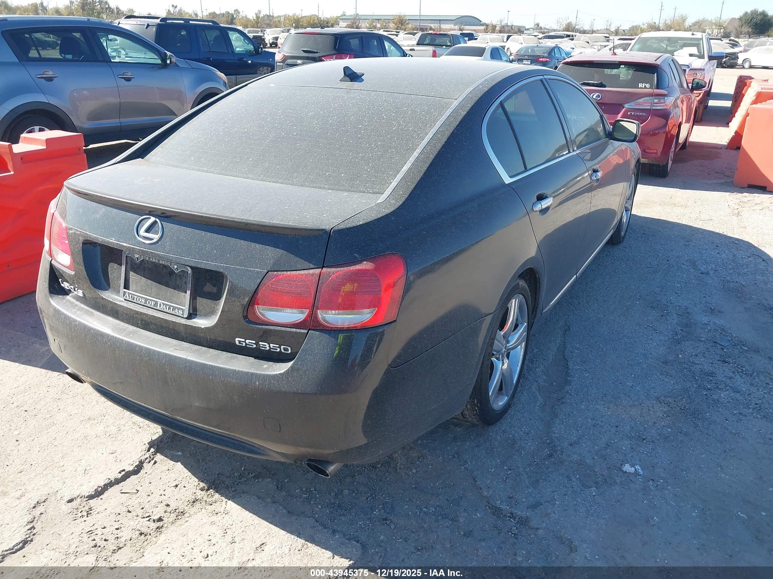 LEXUS GS image 4