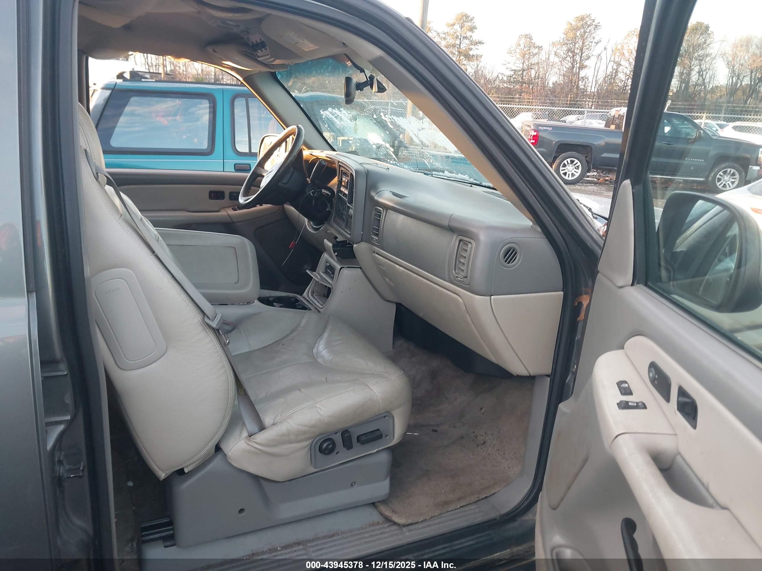GMC YUKON image 5