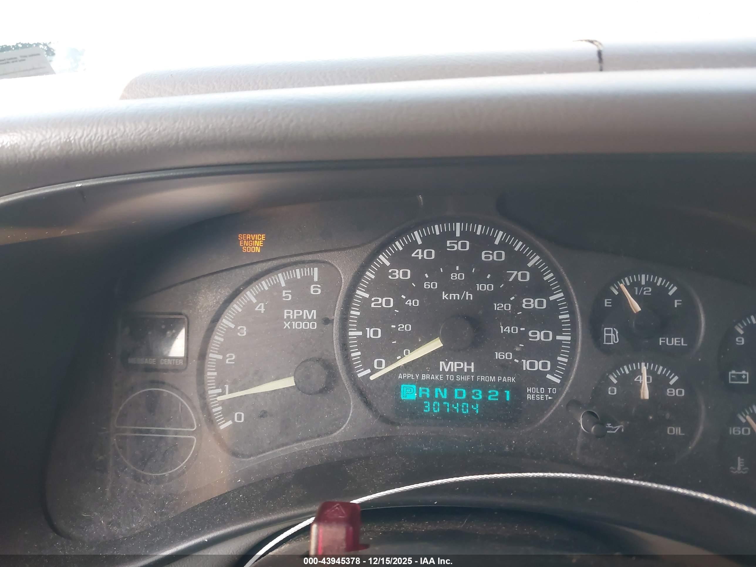 GMC YUKON image 7