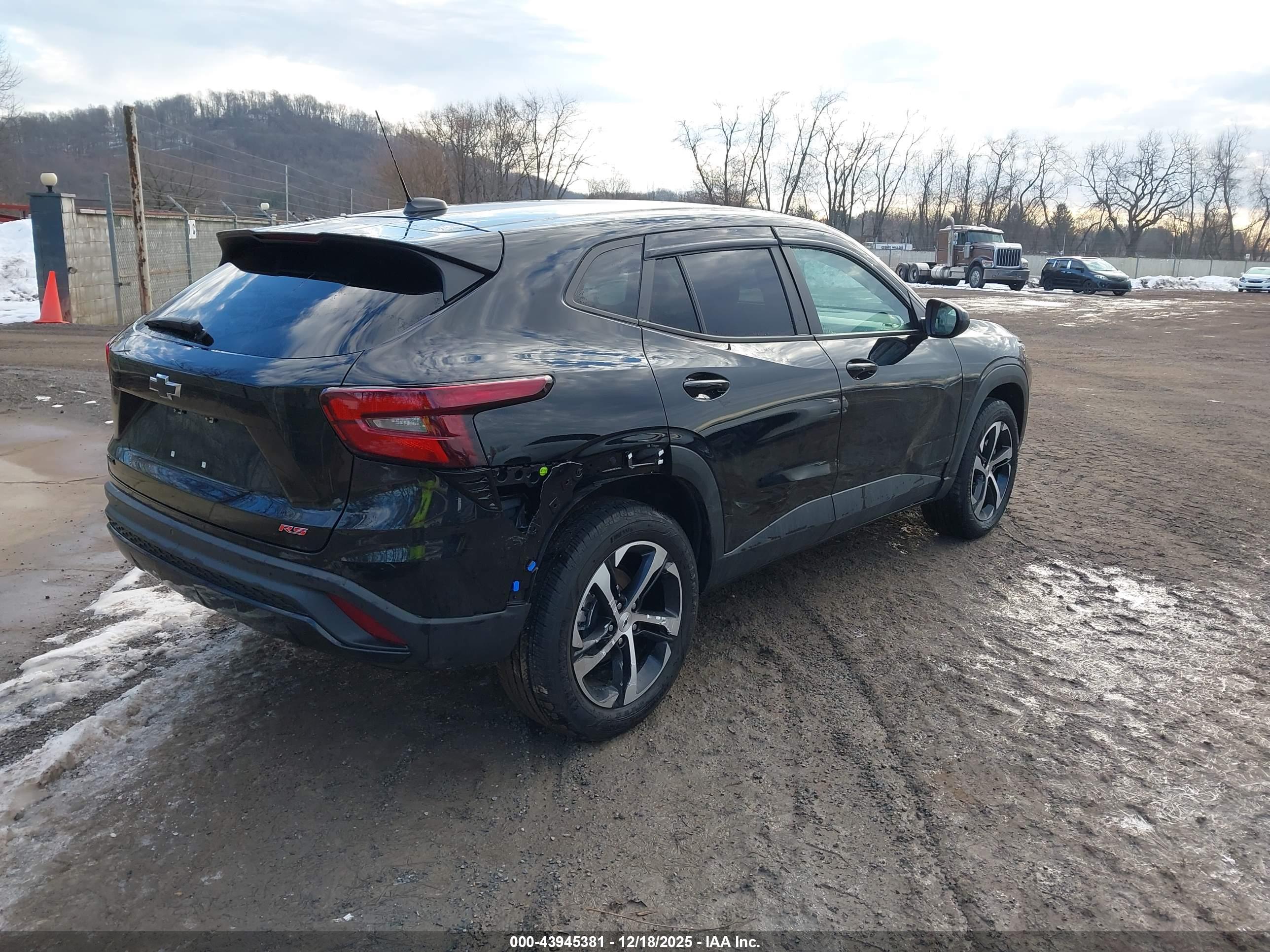 CHEVROLET TRAX image 4
