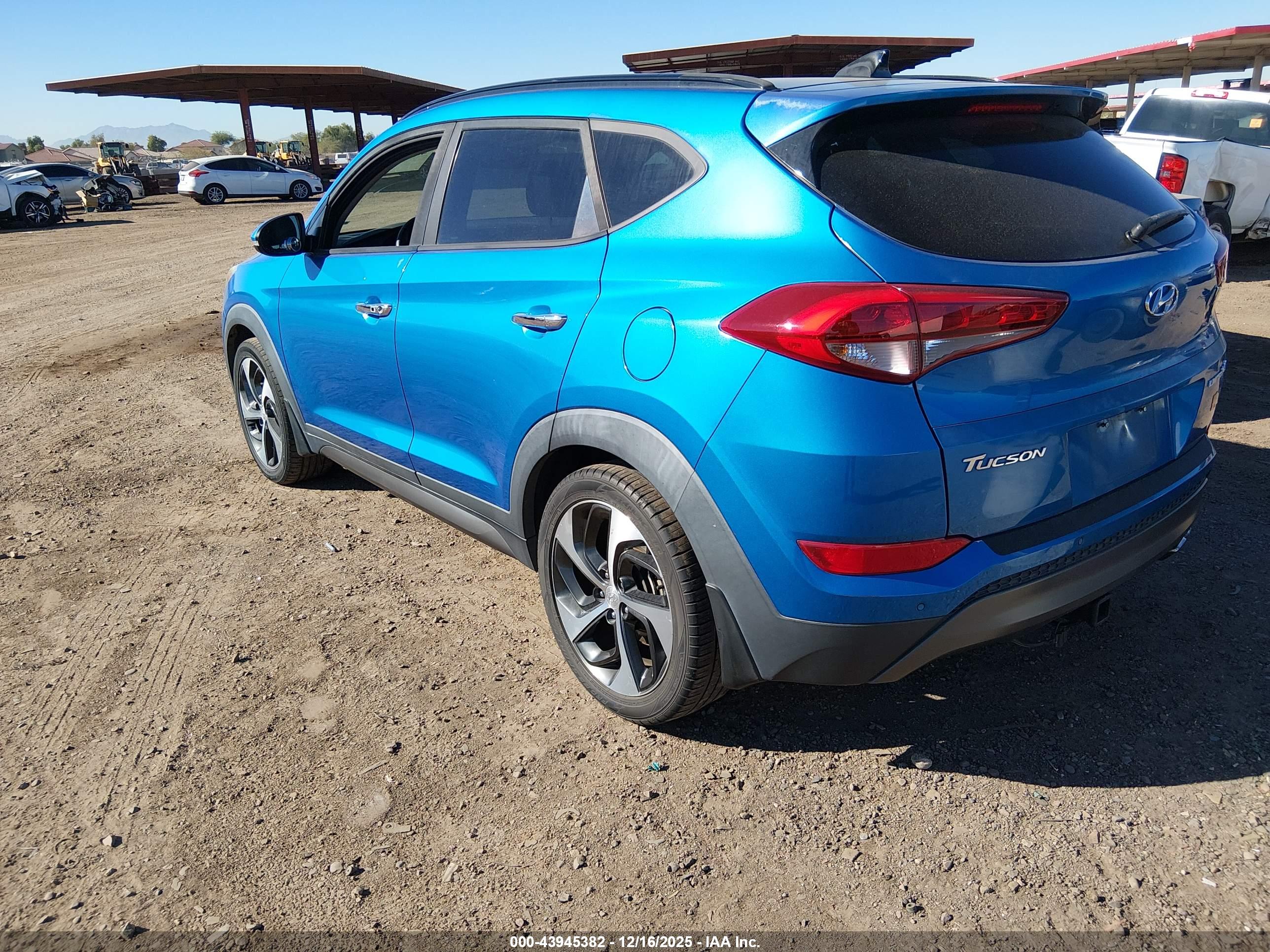 HYUNDAI TUCSON image 3