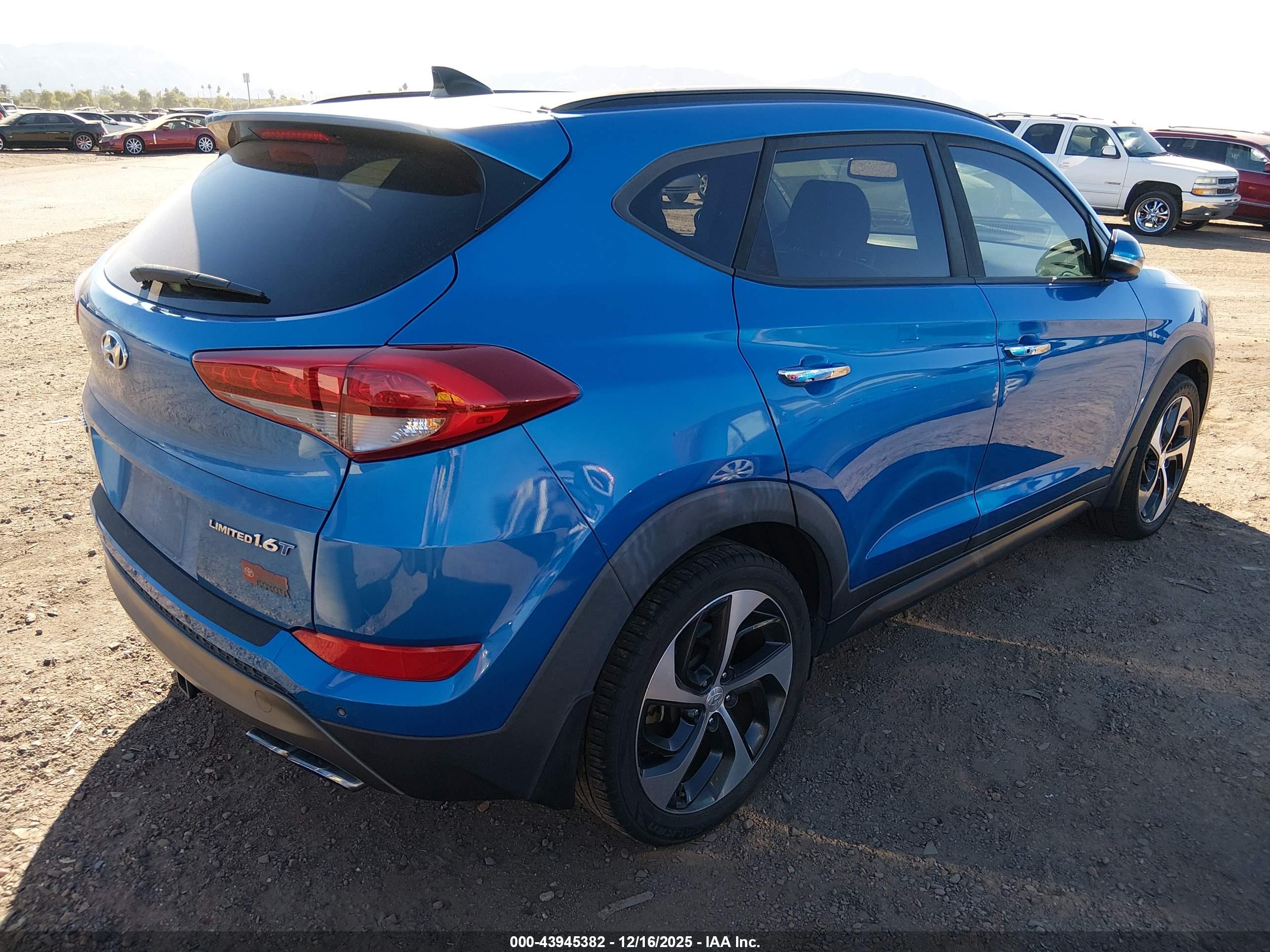 HYUNDAI TUCSON image 4