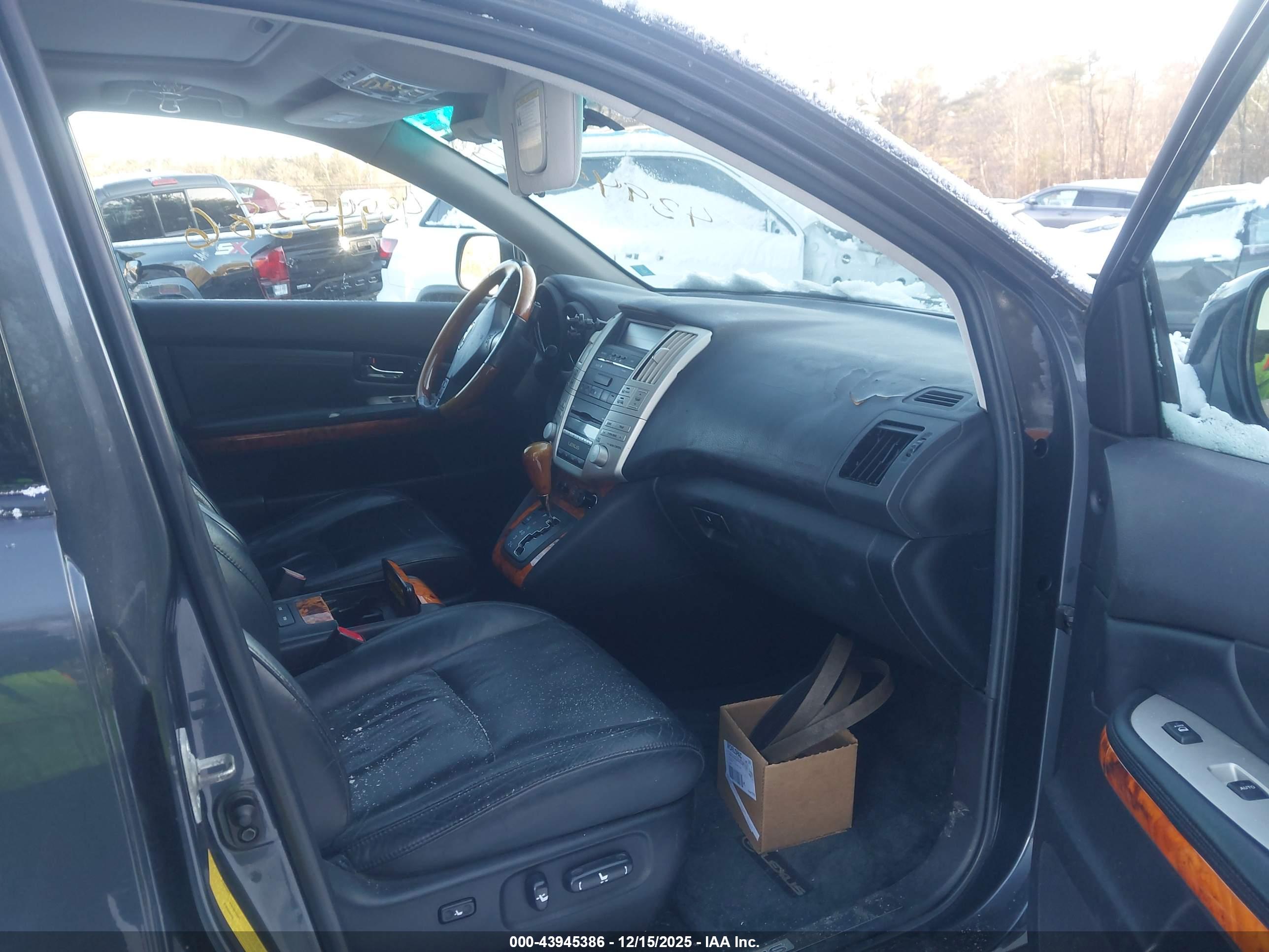 LEXUS RX image 5