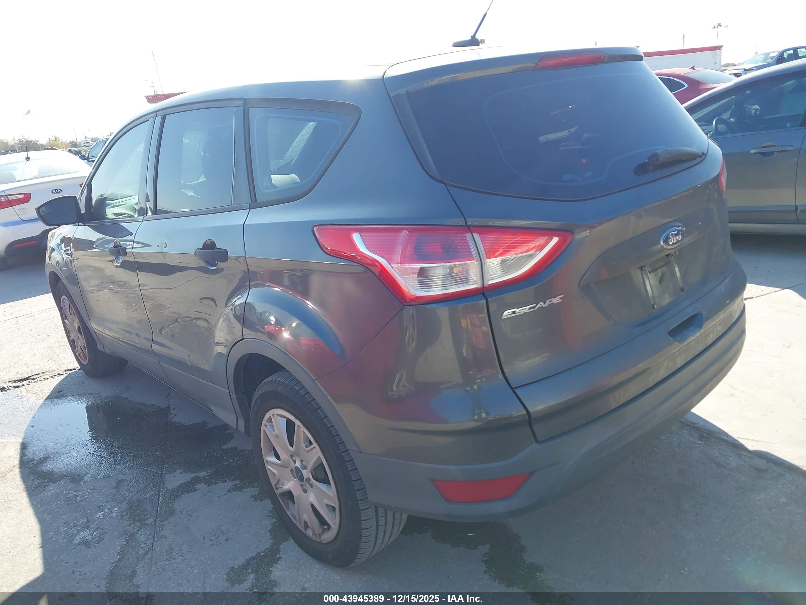 FORD ESCAPE image 3