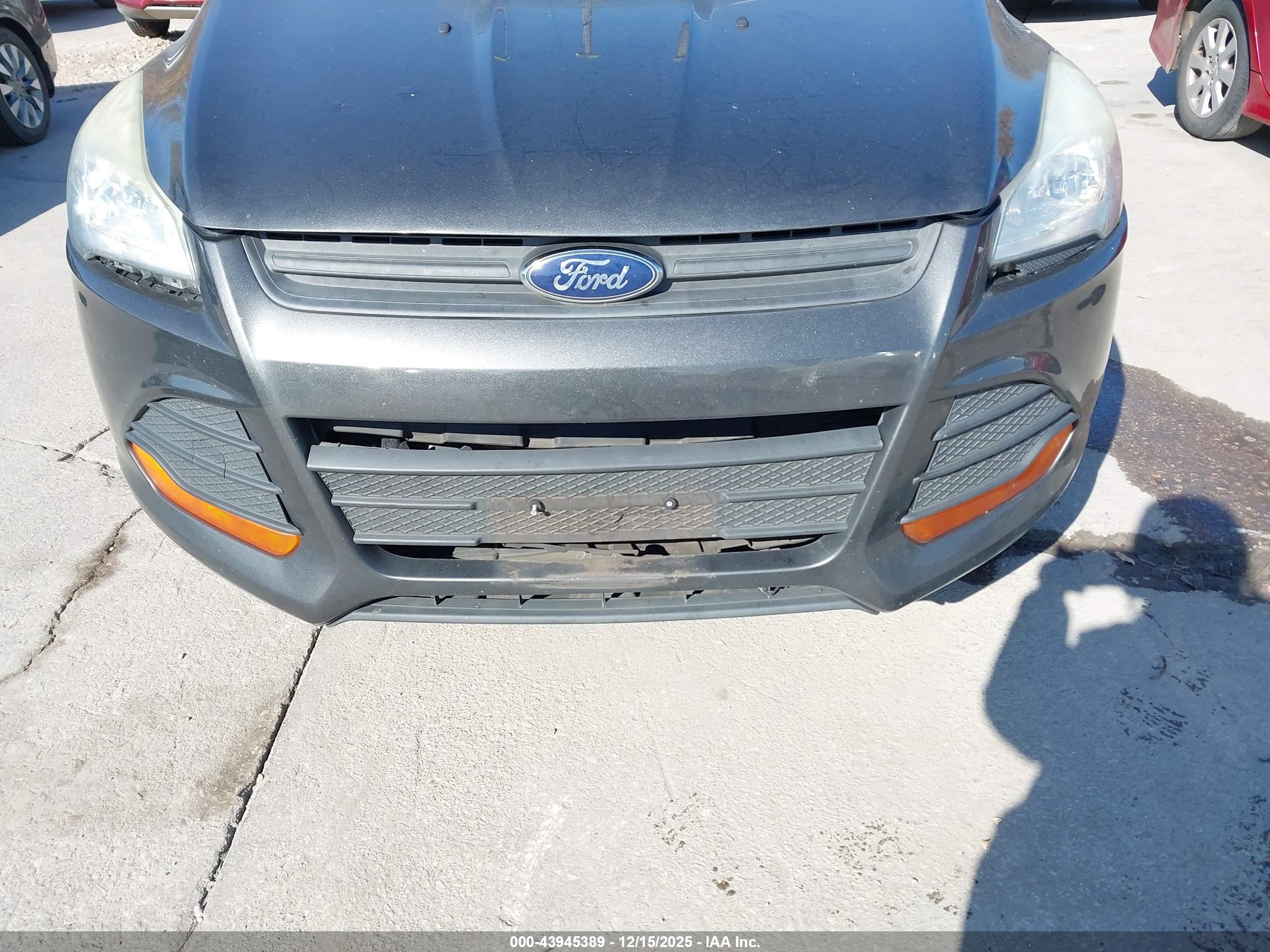FORD ESCAPE image 6