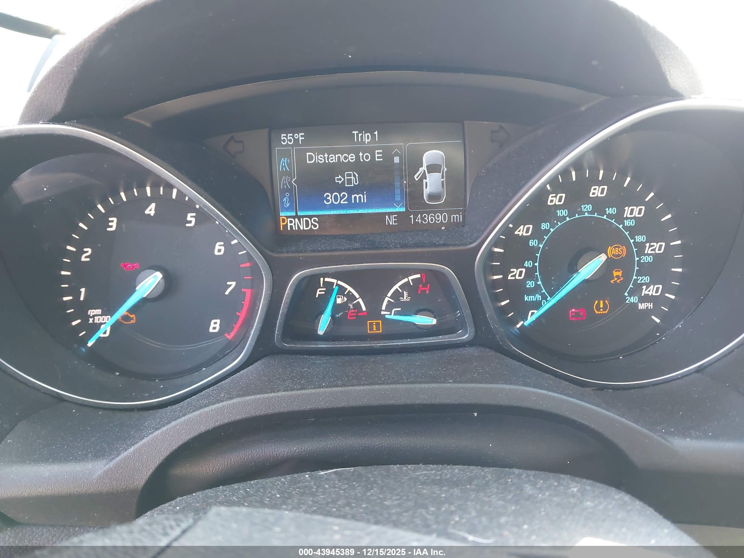 FORD ESCAPE image 7