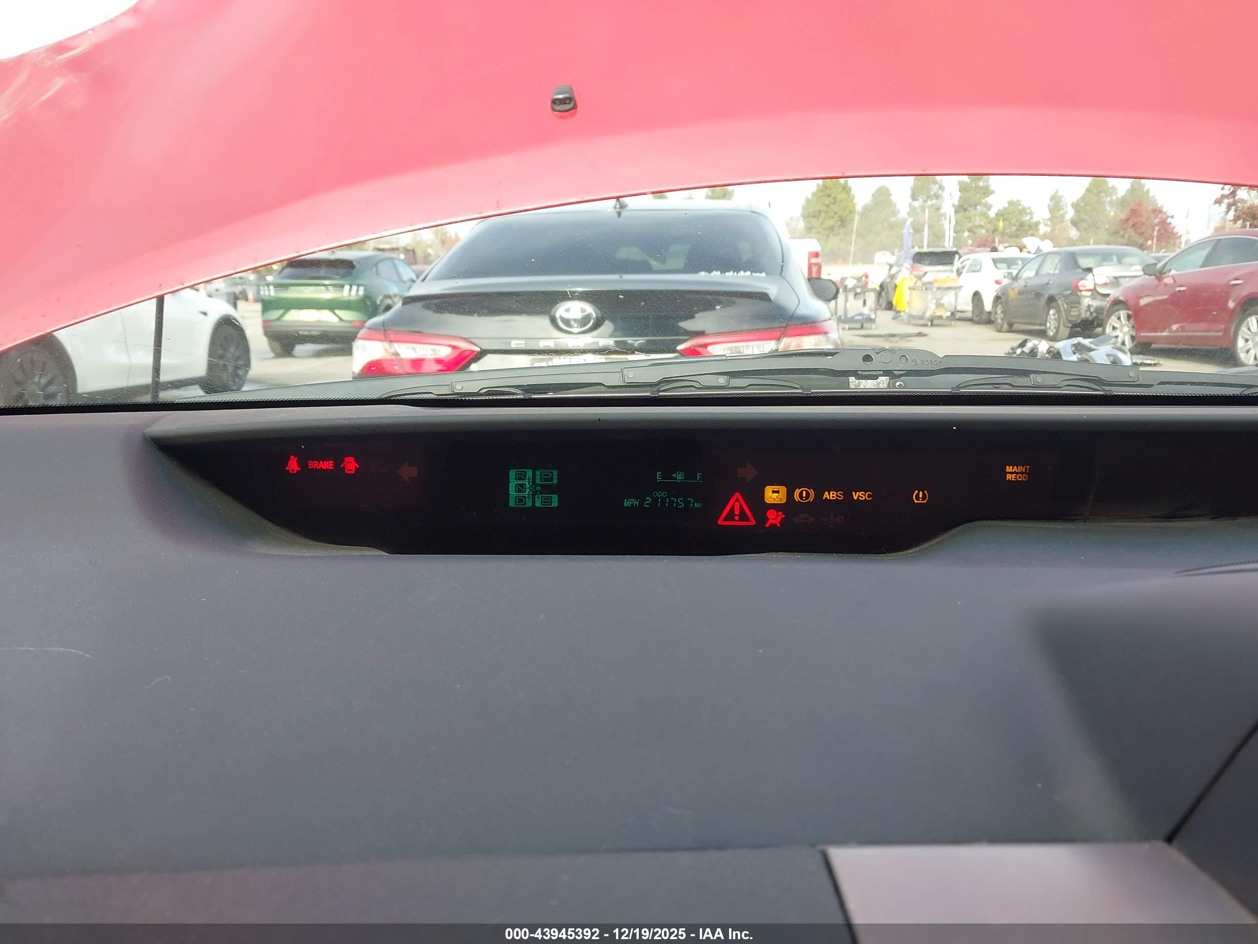 TOYOTA PRIUS image 7