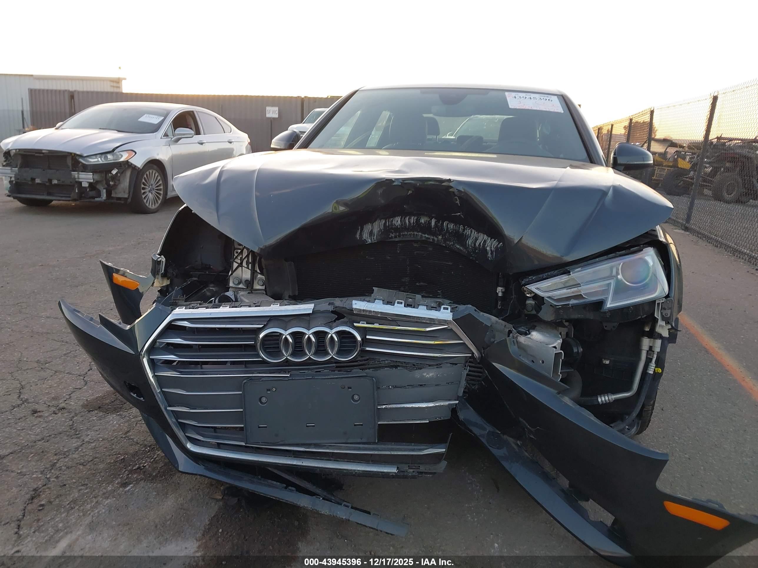 AUDI A4 image 6
