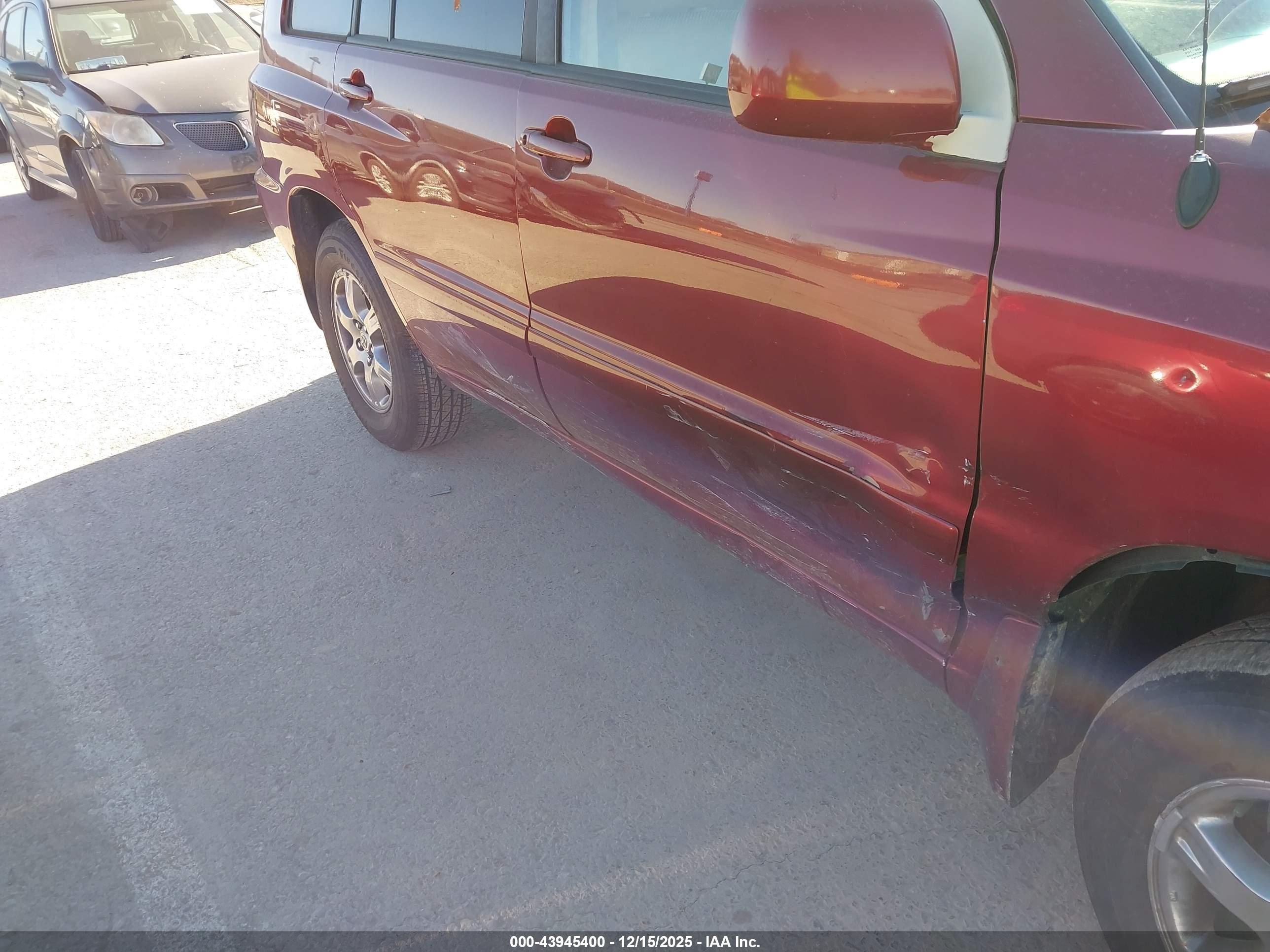TOYOTA HIGHLANDER image 6