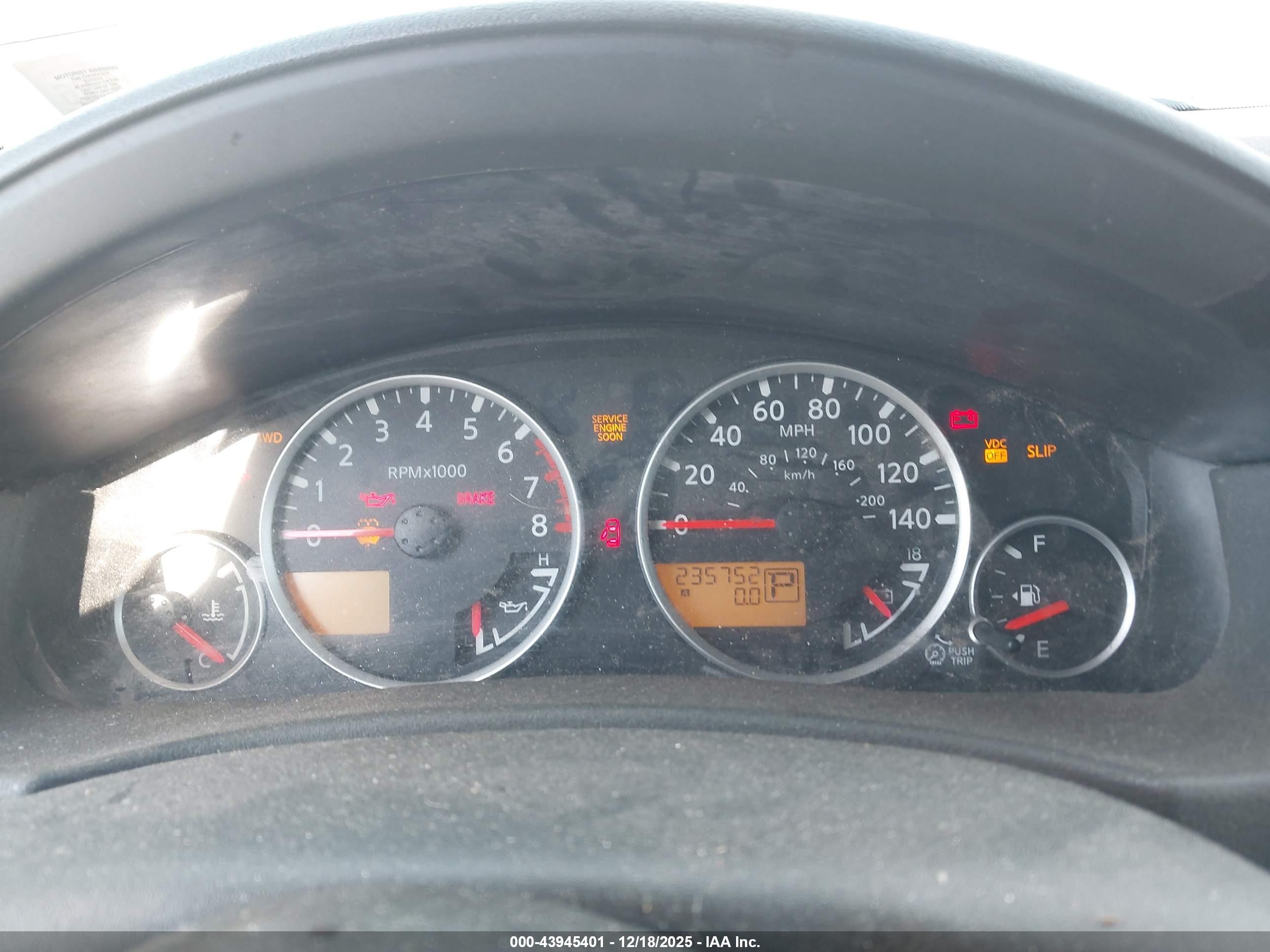 NISSAN PATHFINDER image 7