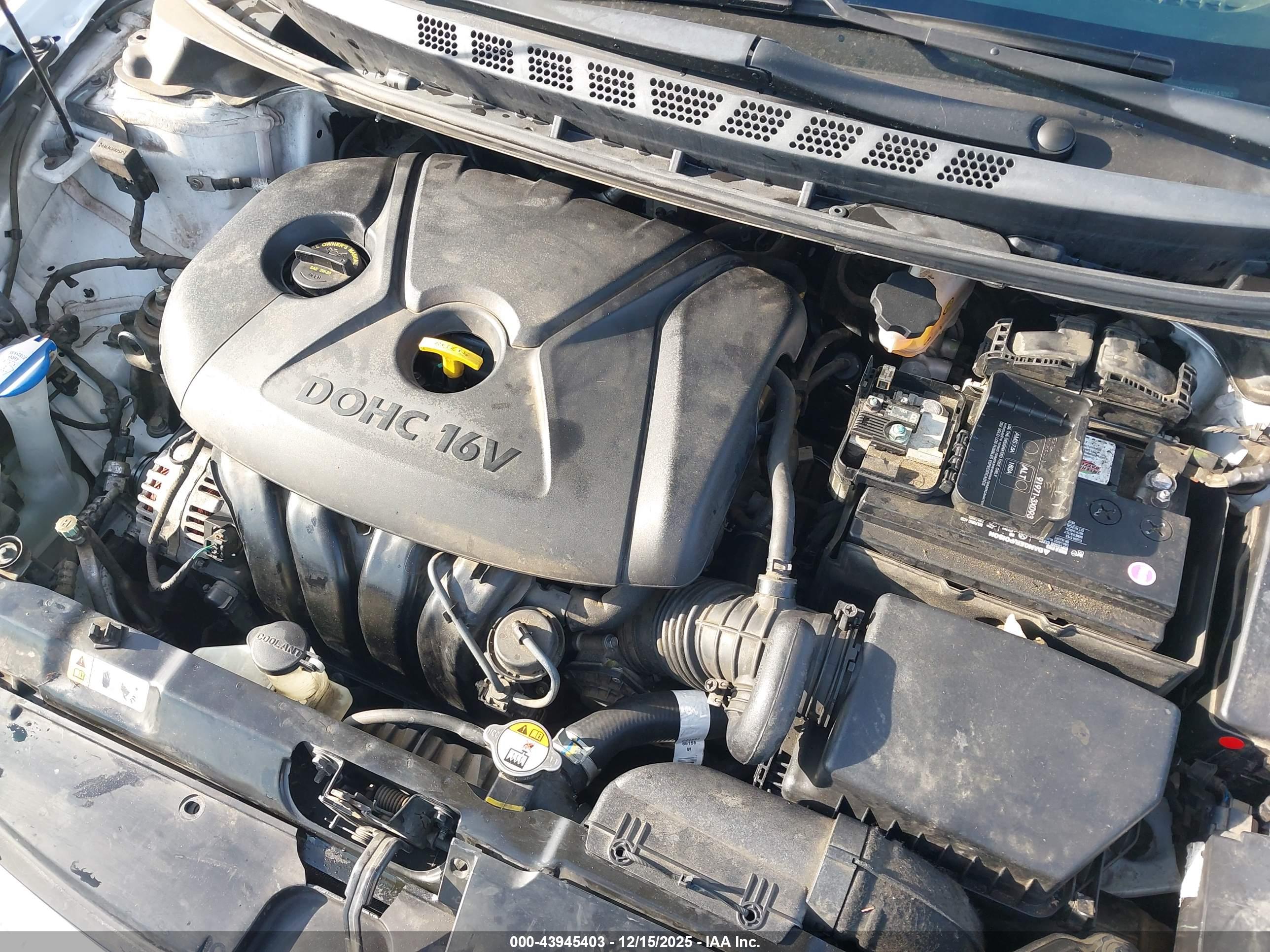 HYUNDAI ELANTRA image 10