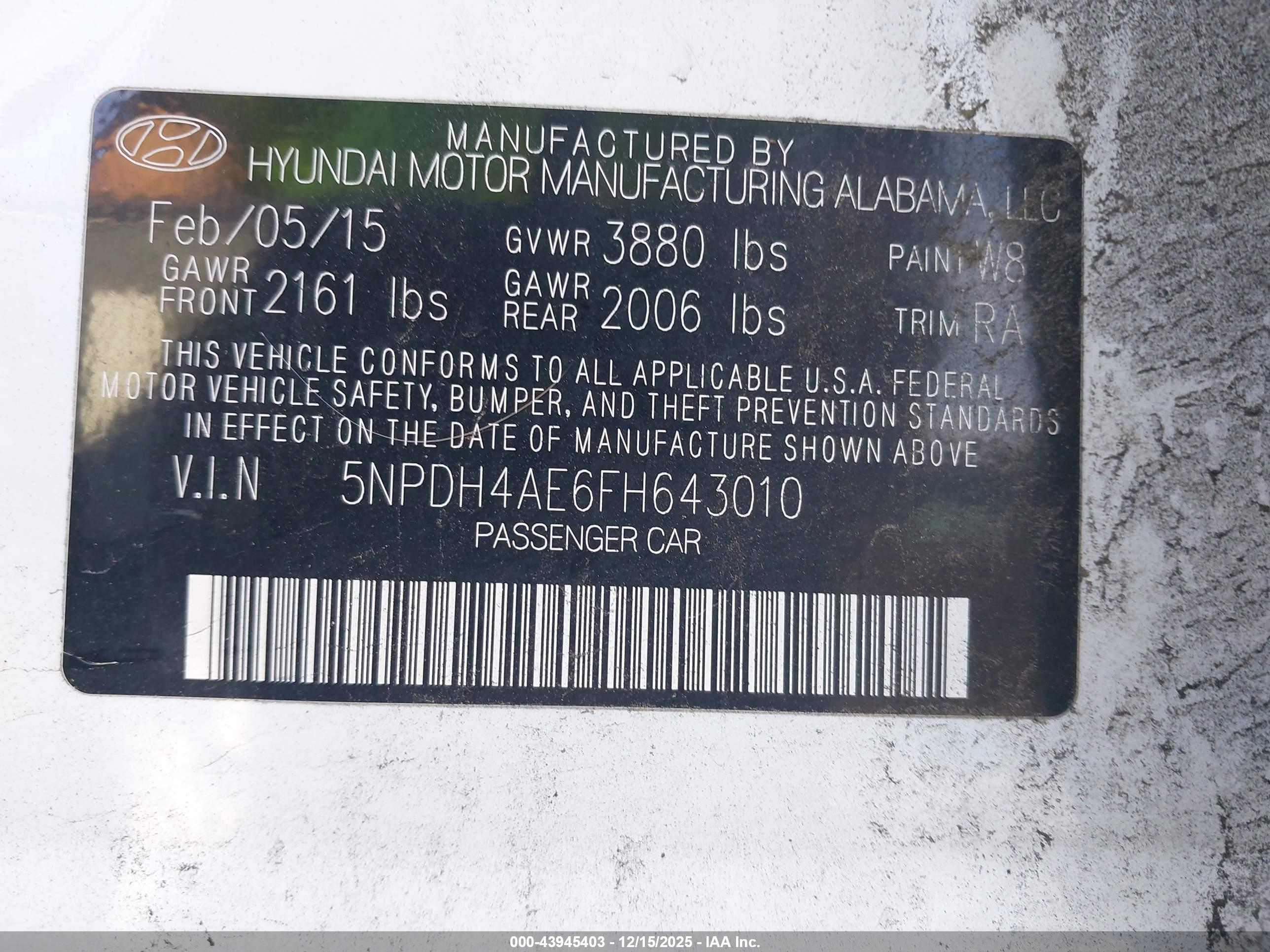 HYUNDAI ELANTRA image 9