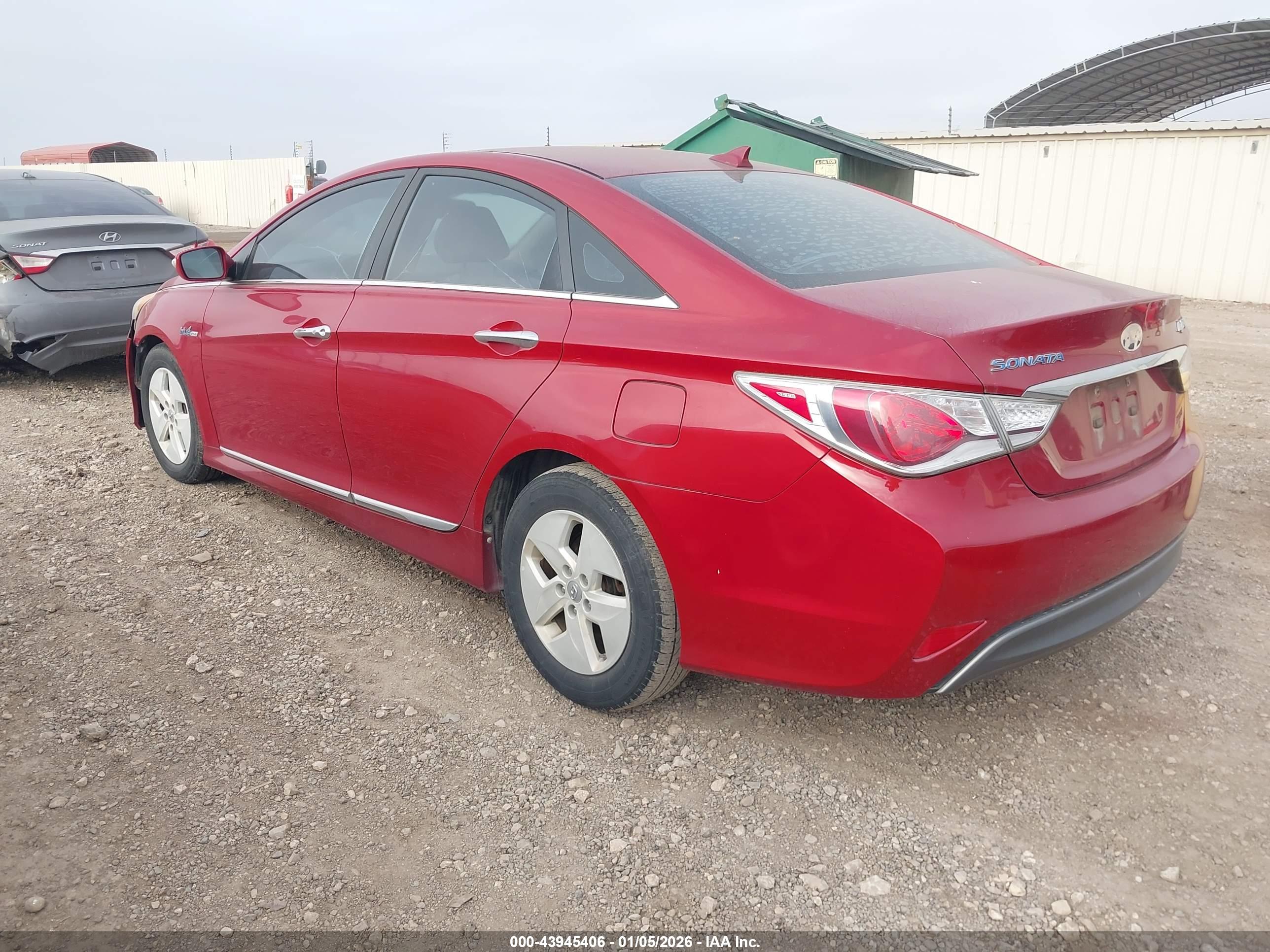 HYUNDAI SONATA image 3