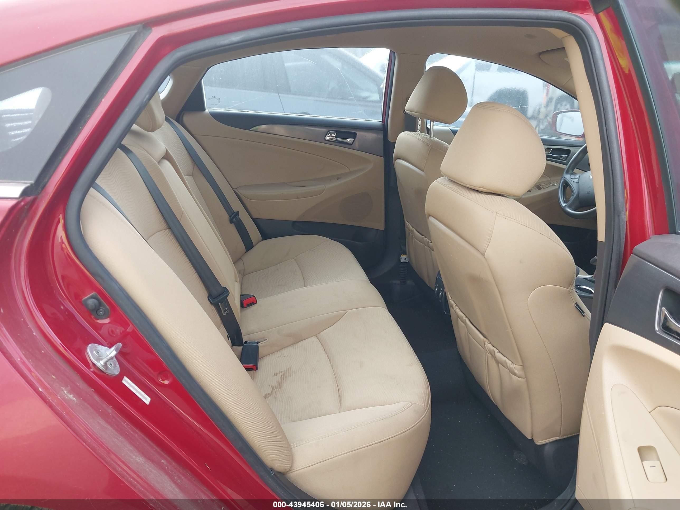 HYUNDAI SONATA image 8