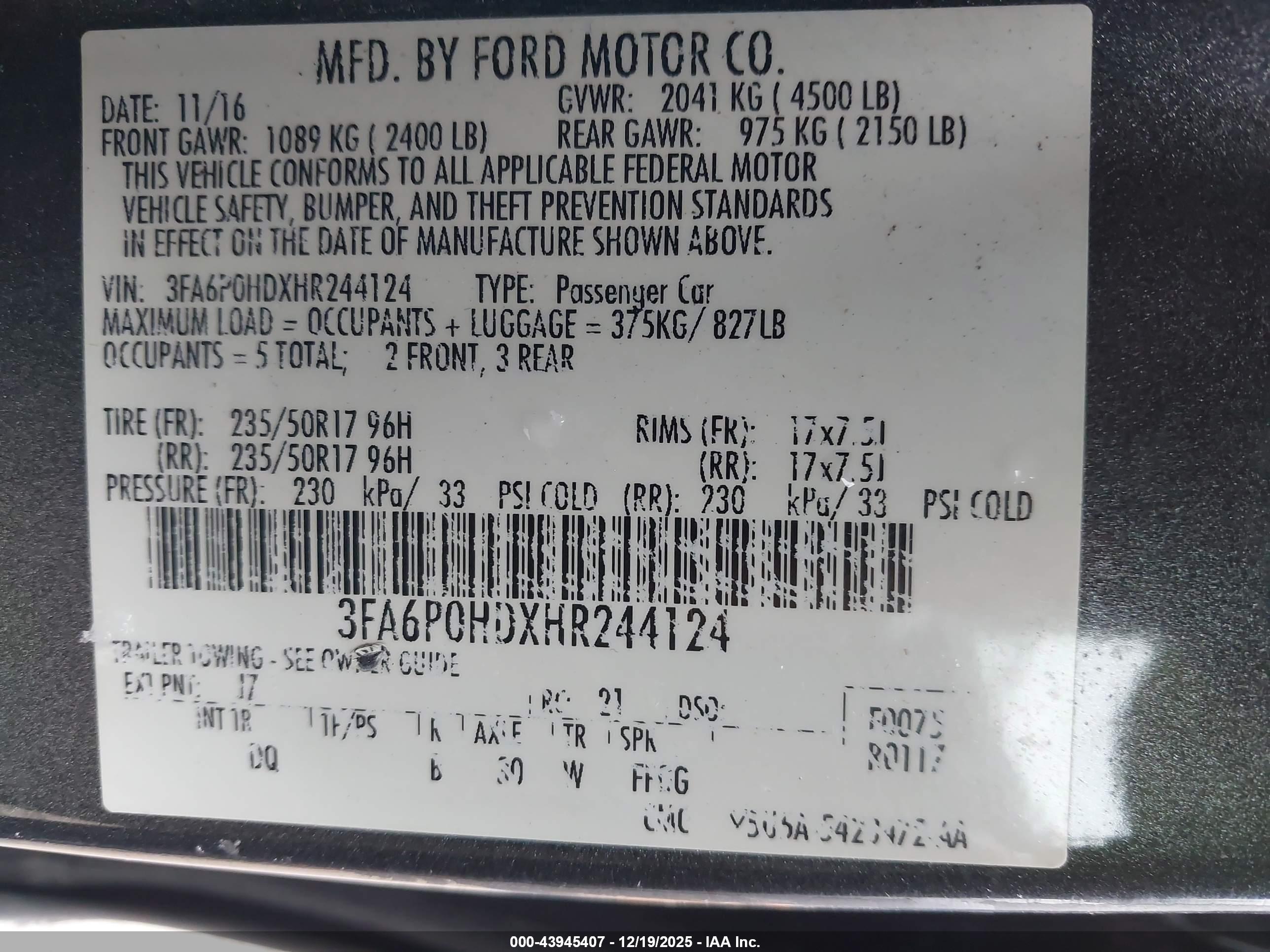FORD FUSION image 9