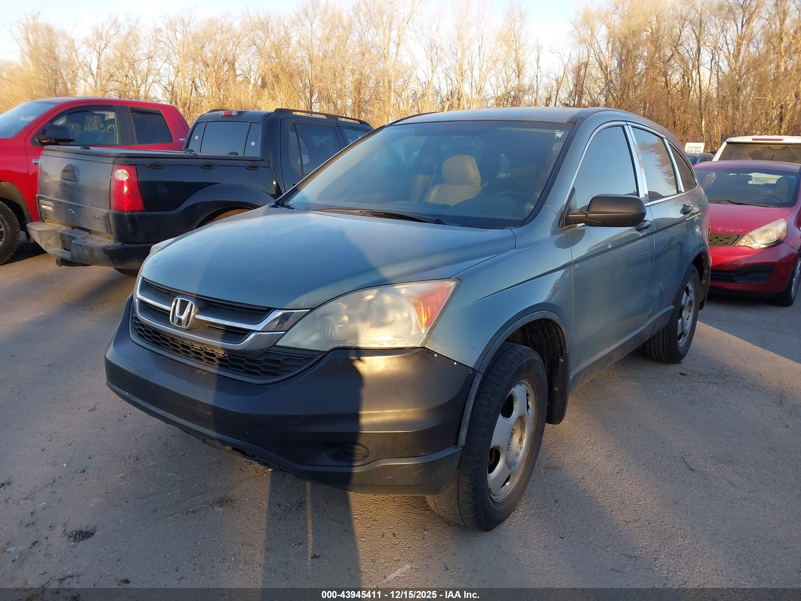 HONDA CR-V image 2