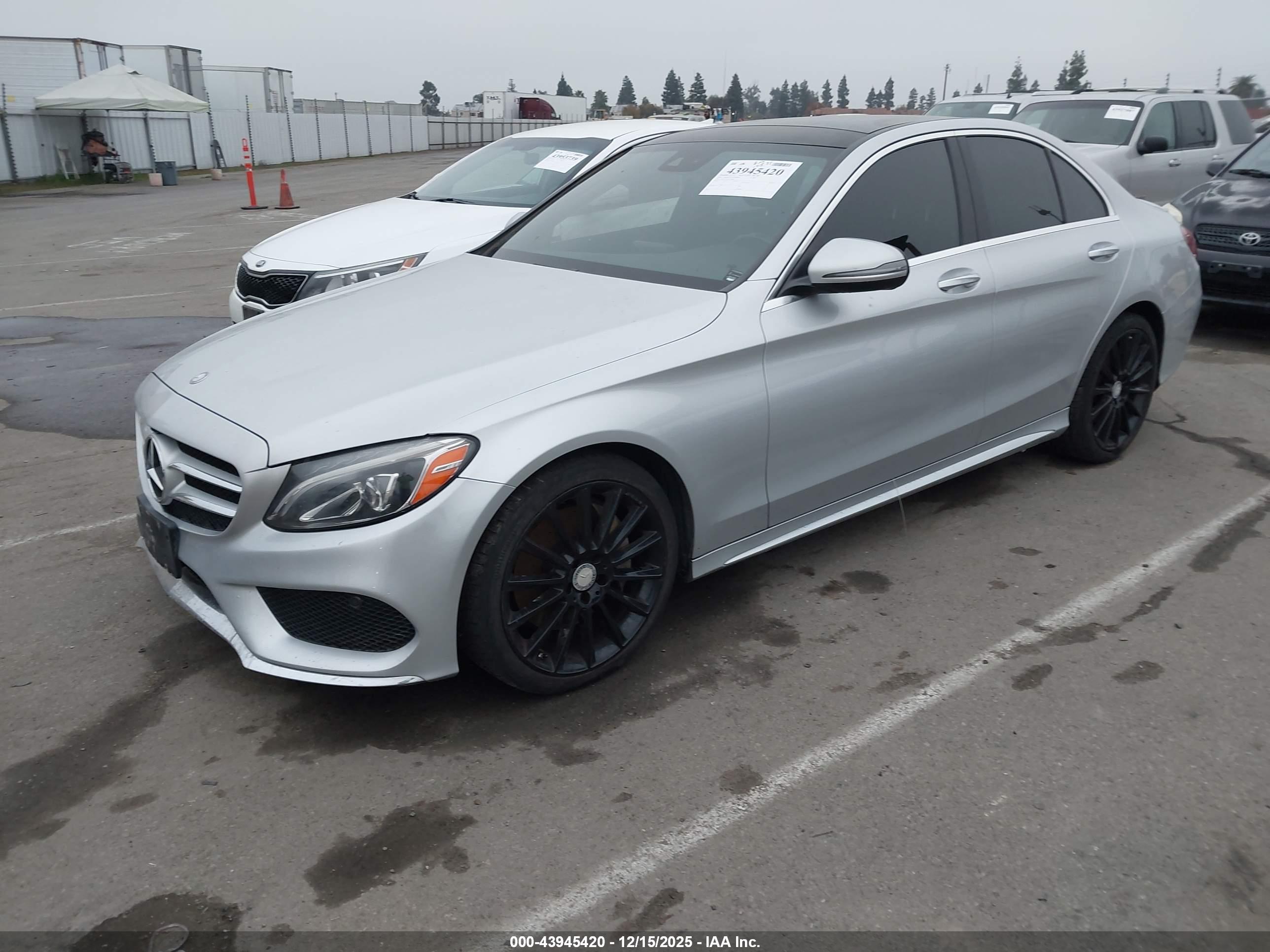 MERCEDES-BENZ C image 2