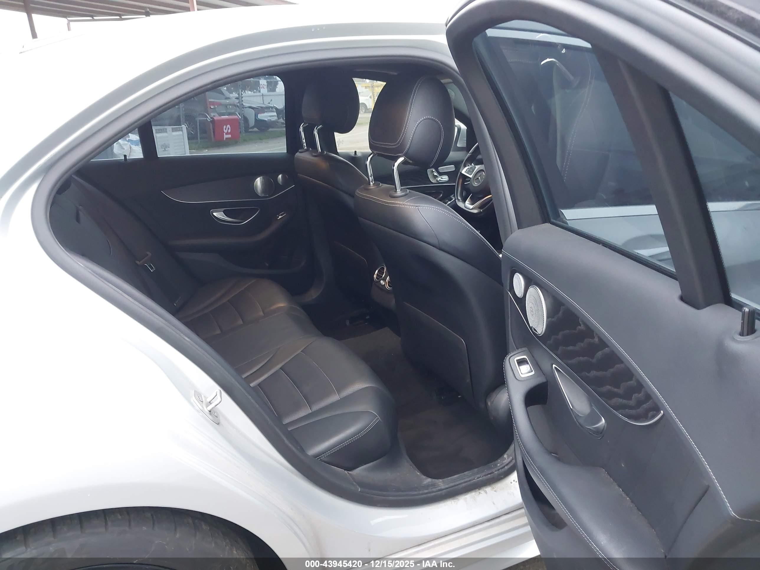 MERCEDES-BENZ C image 8