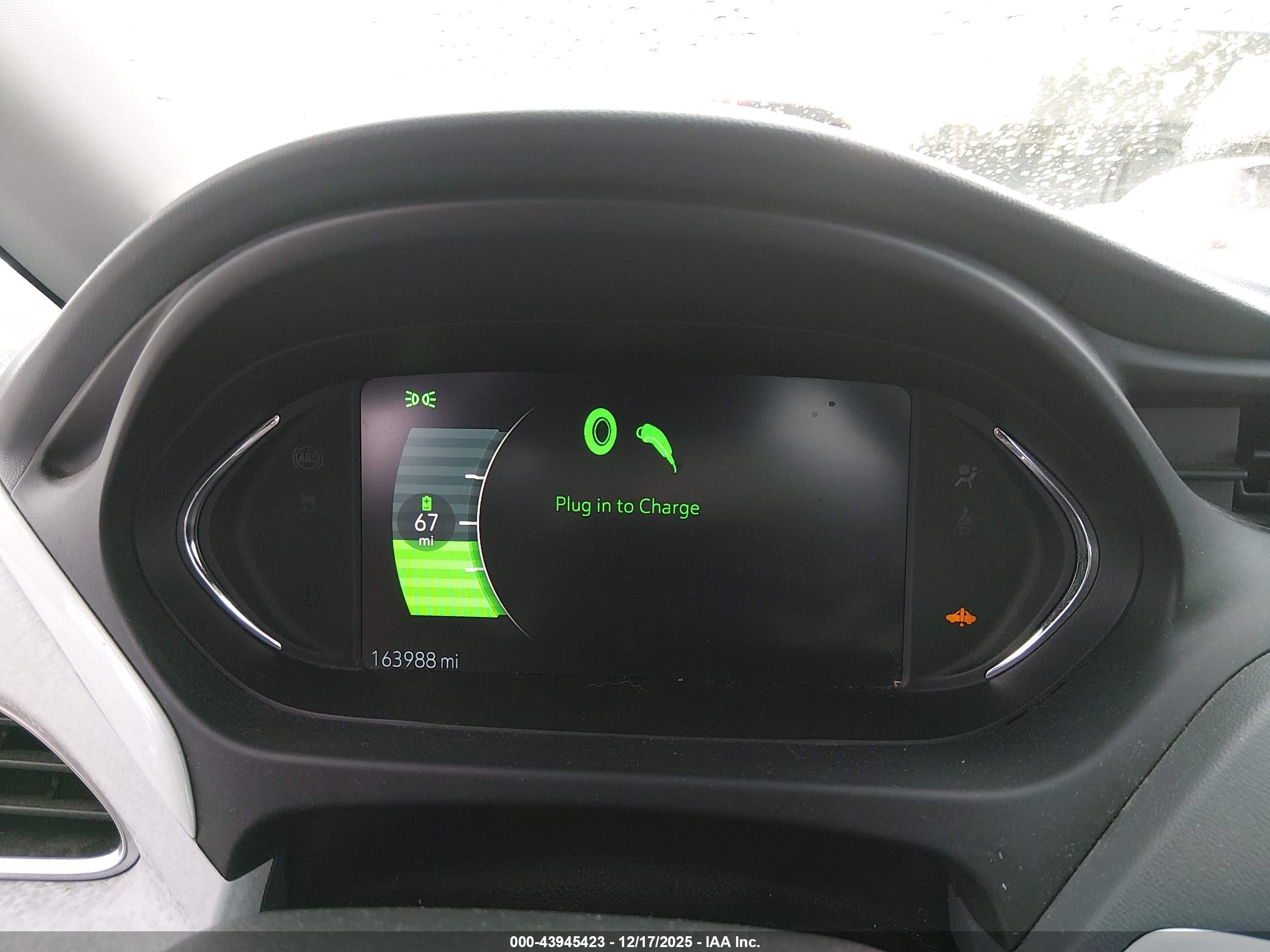 CHEVROLET BOLT image 7