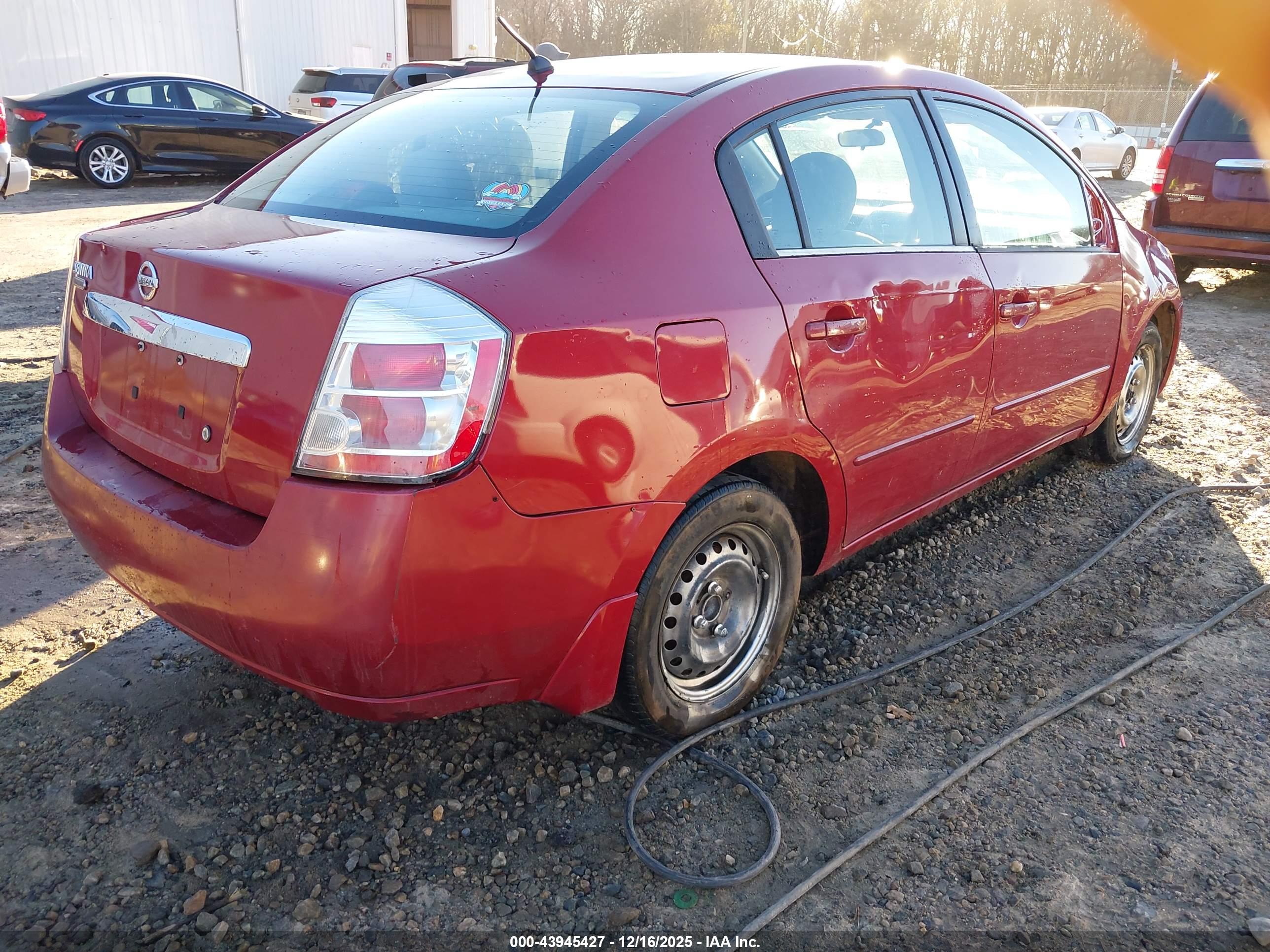 NISSAN SENTRA image 4