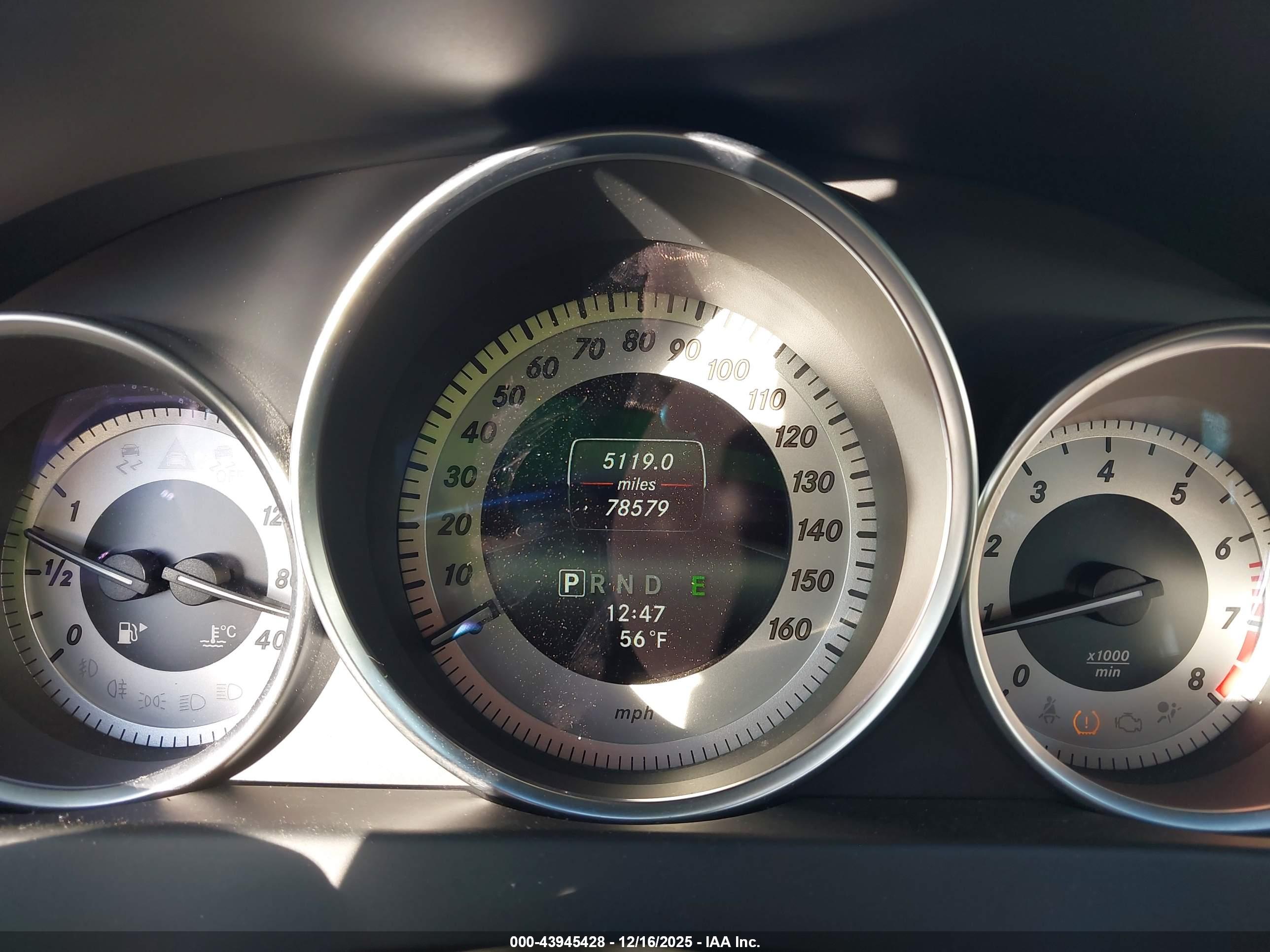 MERCEDES-BENZ C-CLASS image 7