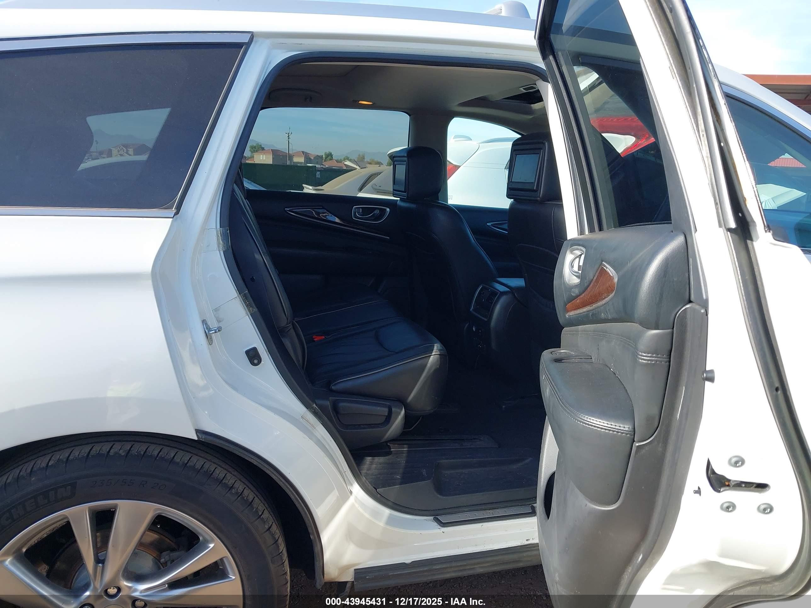 INFINITI QX60 image 8