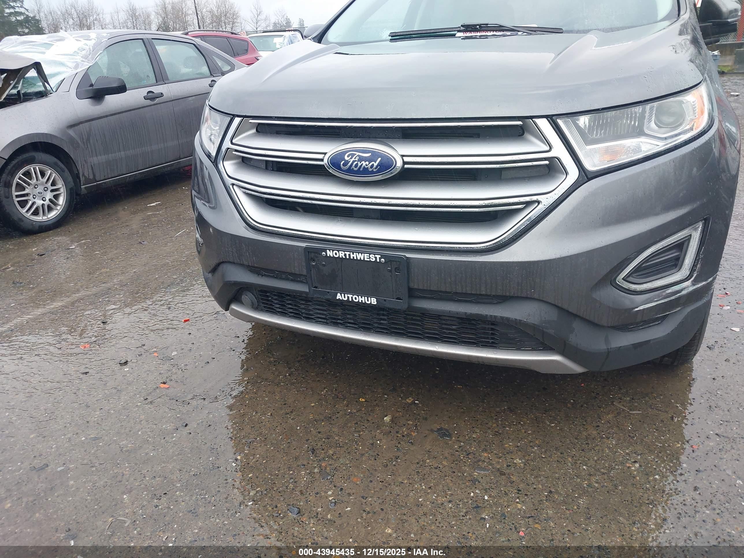 FORD EDGE image 6