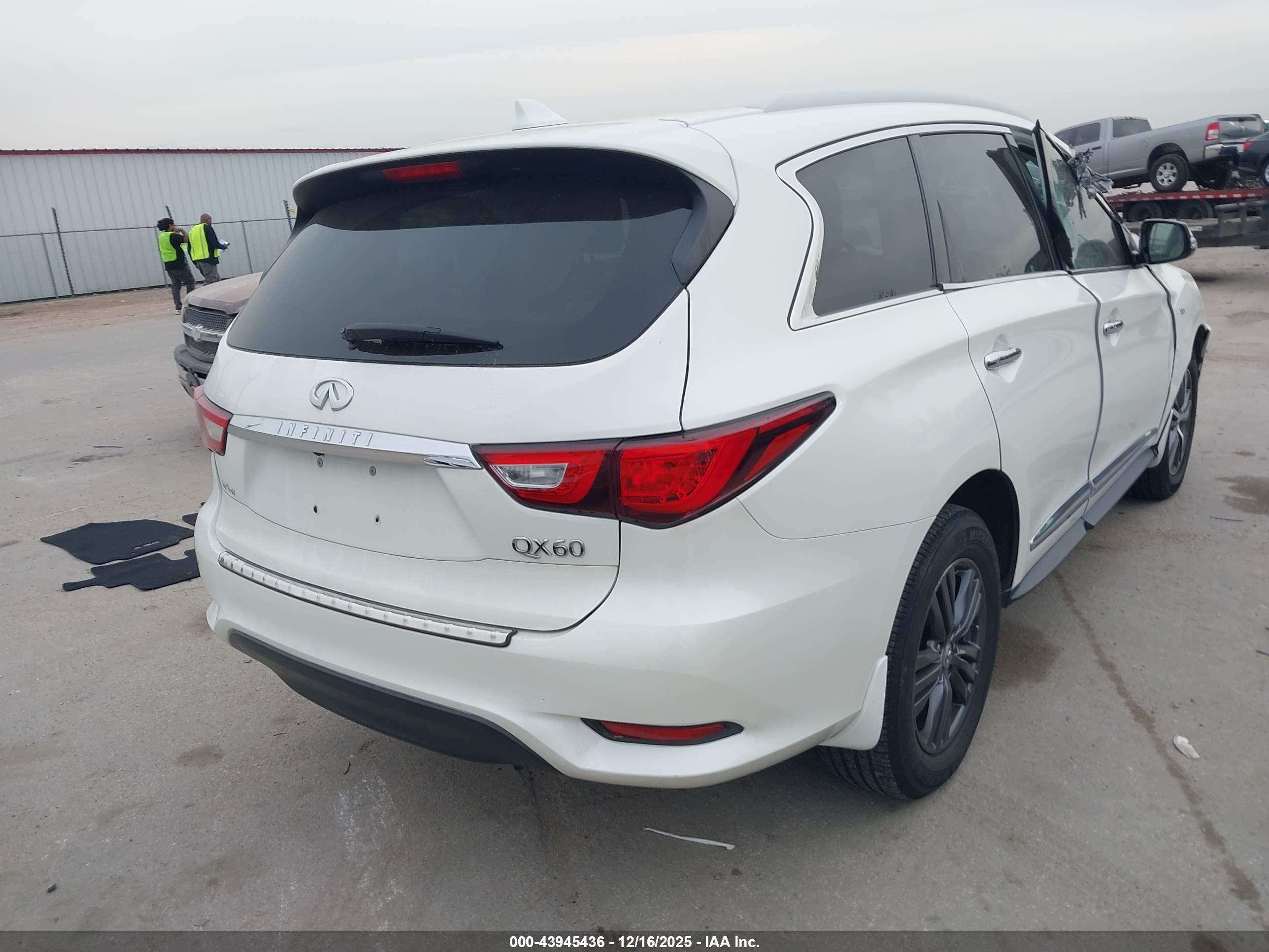 INFINITI QX60 image 4