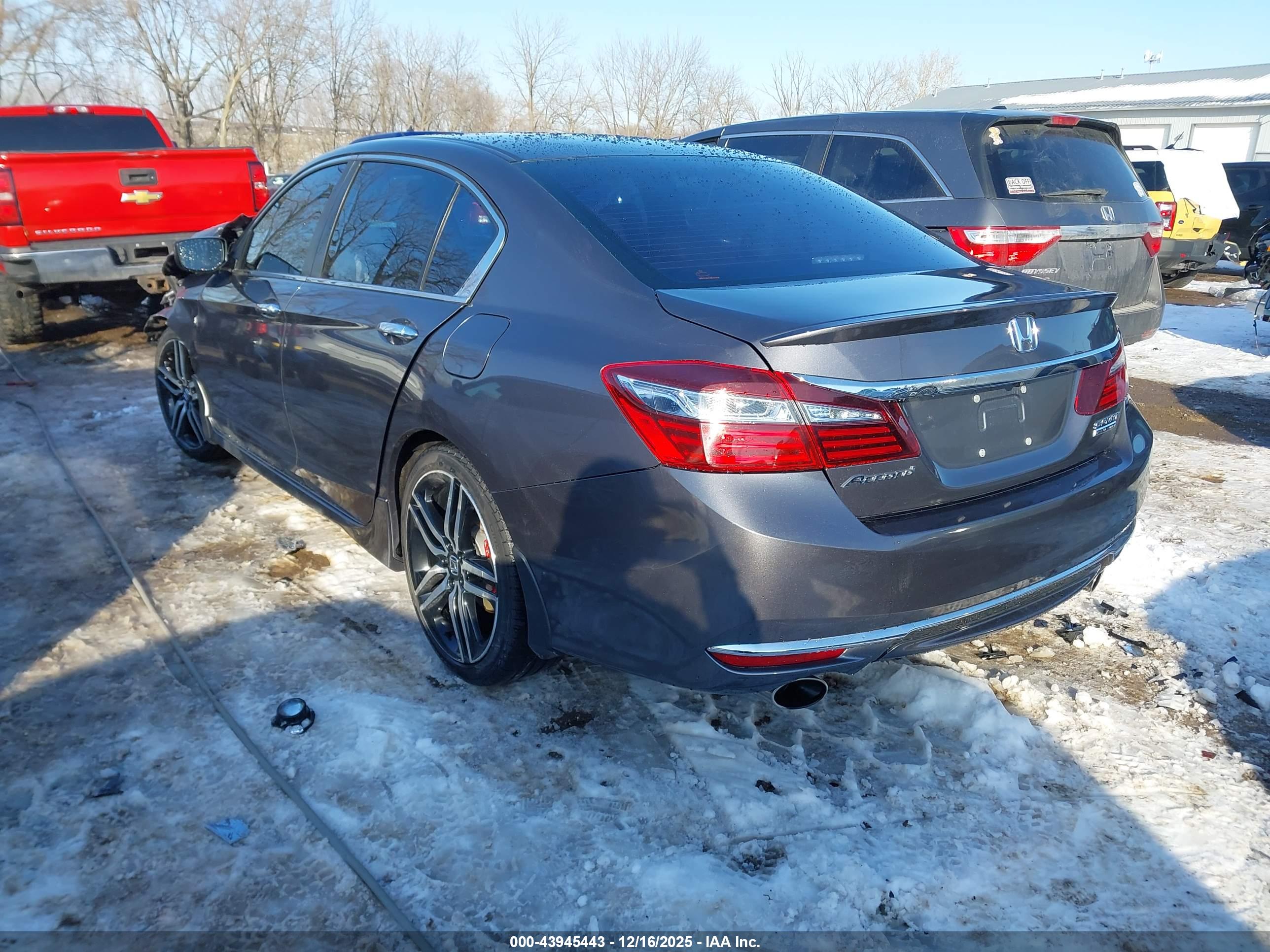 HONDA ACCORD image 3