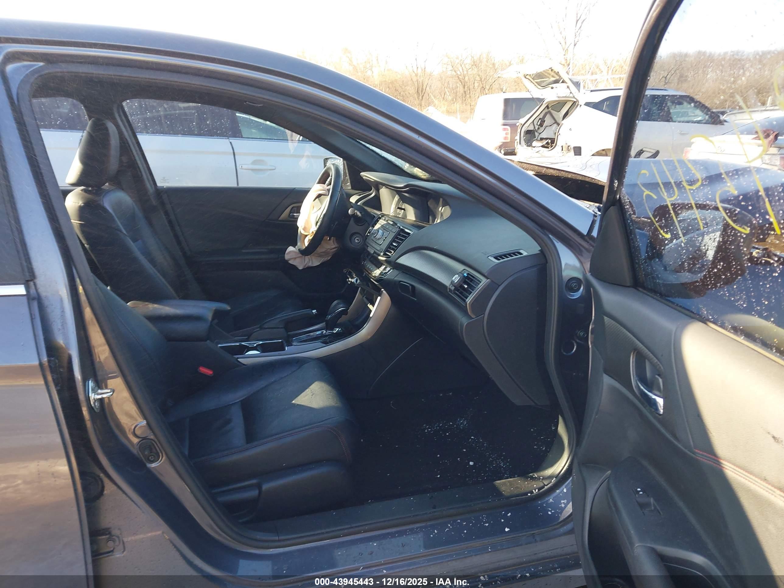 HONDA ACCORD image 5
