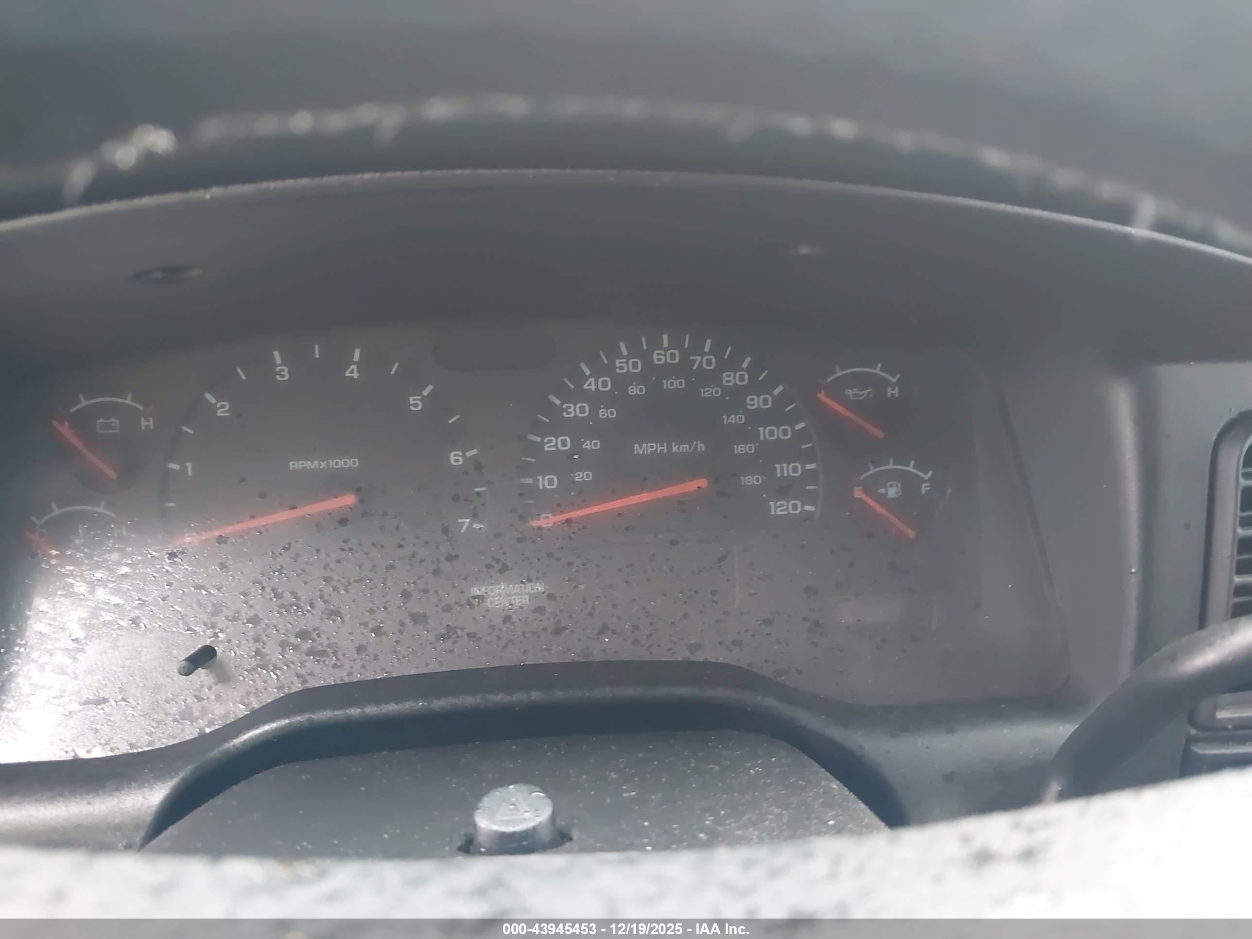 DODGE DAKOTA image 7