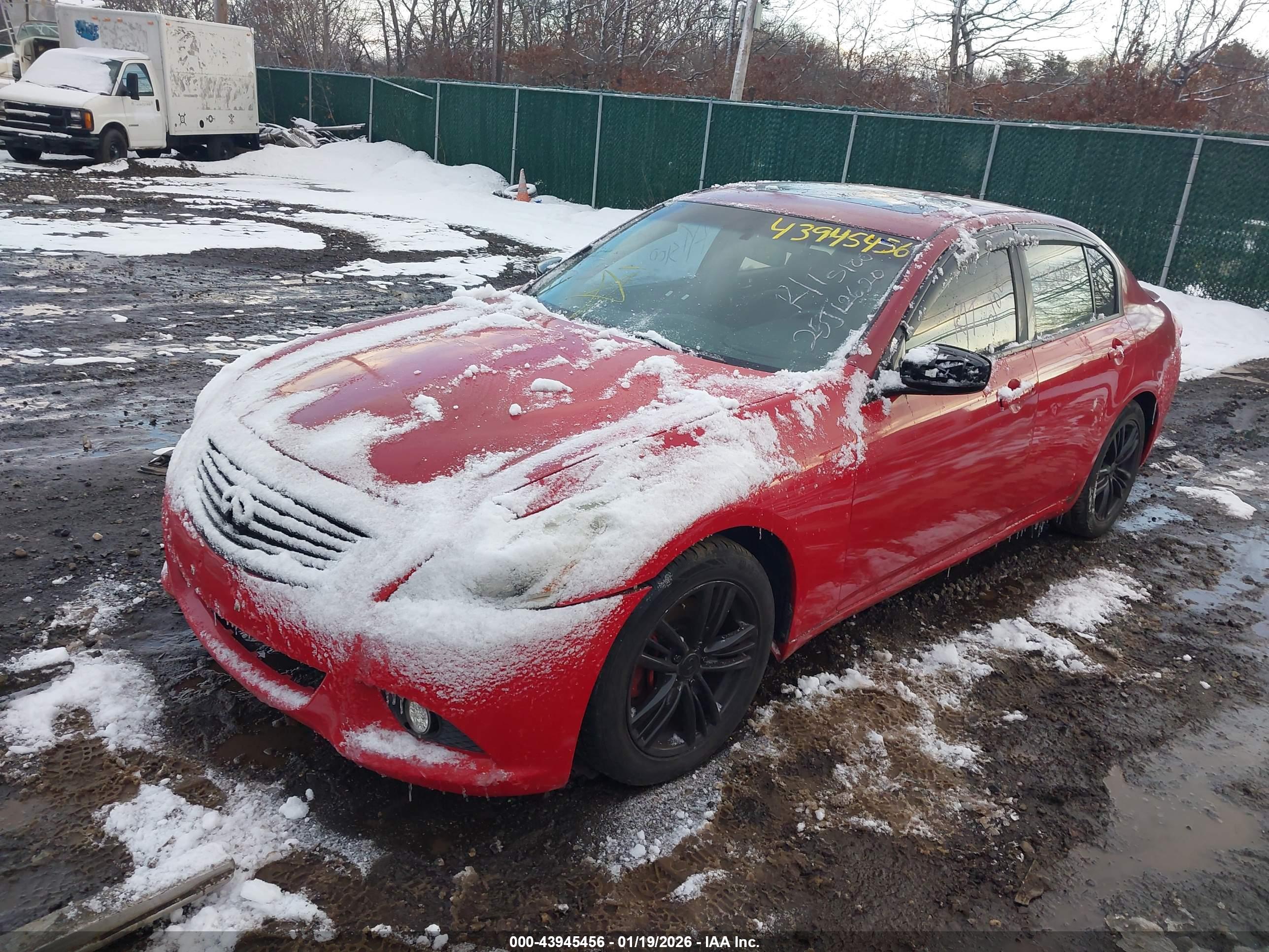 INFINITI G37 image 2