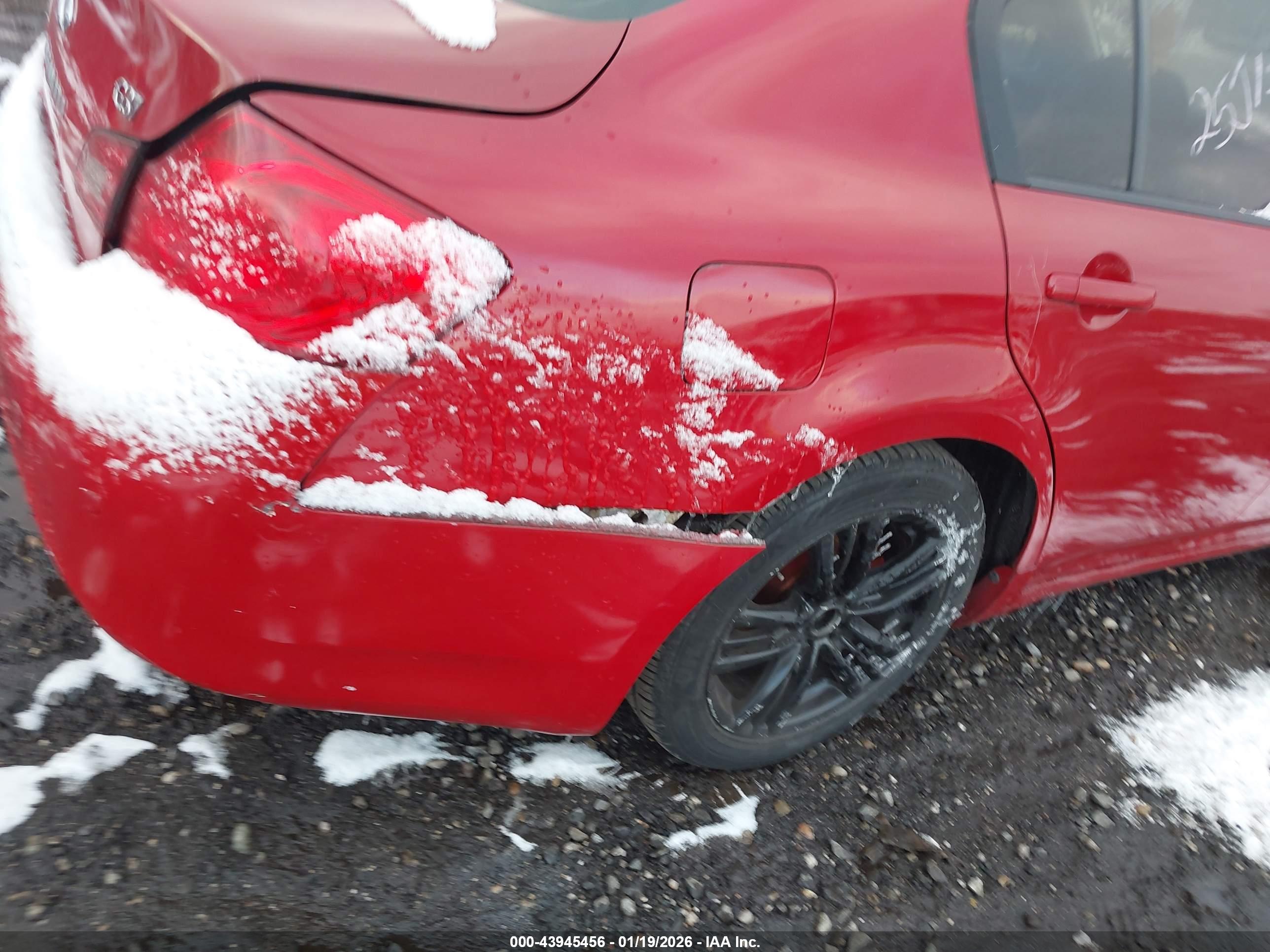 INFINITI G37 image 6