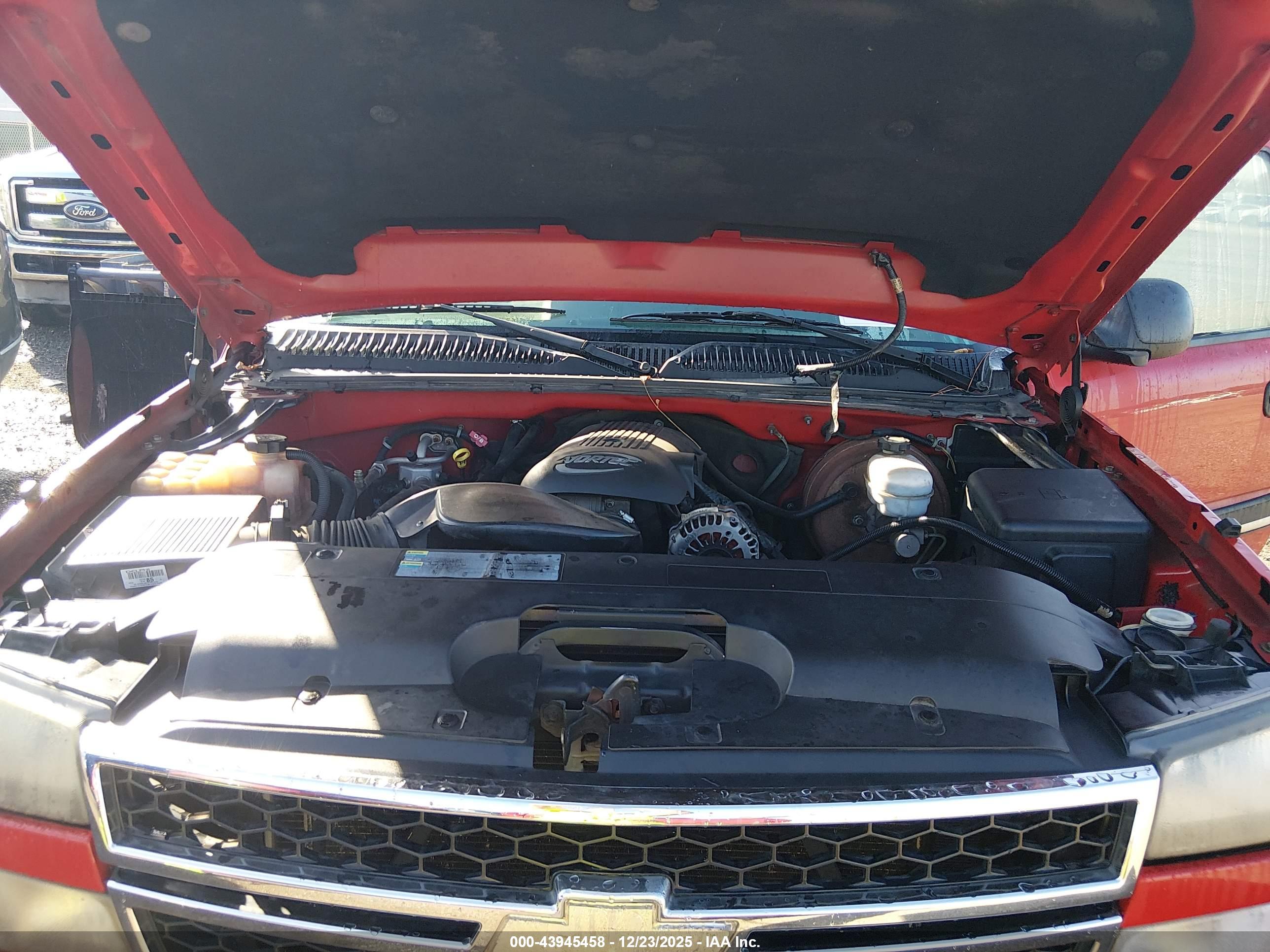 CHEVROLET SILVERADO image 10