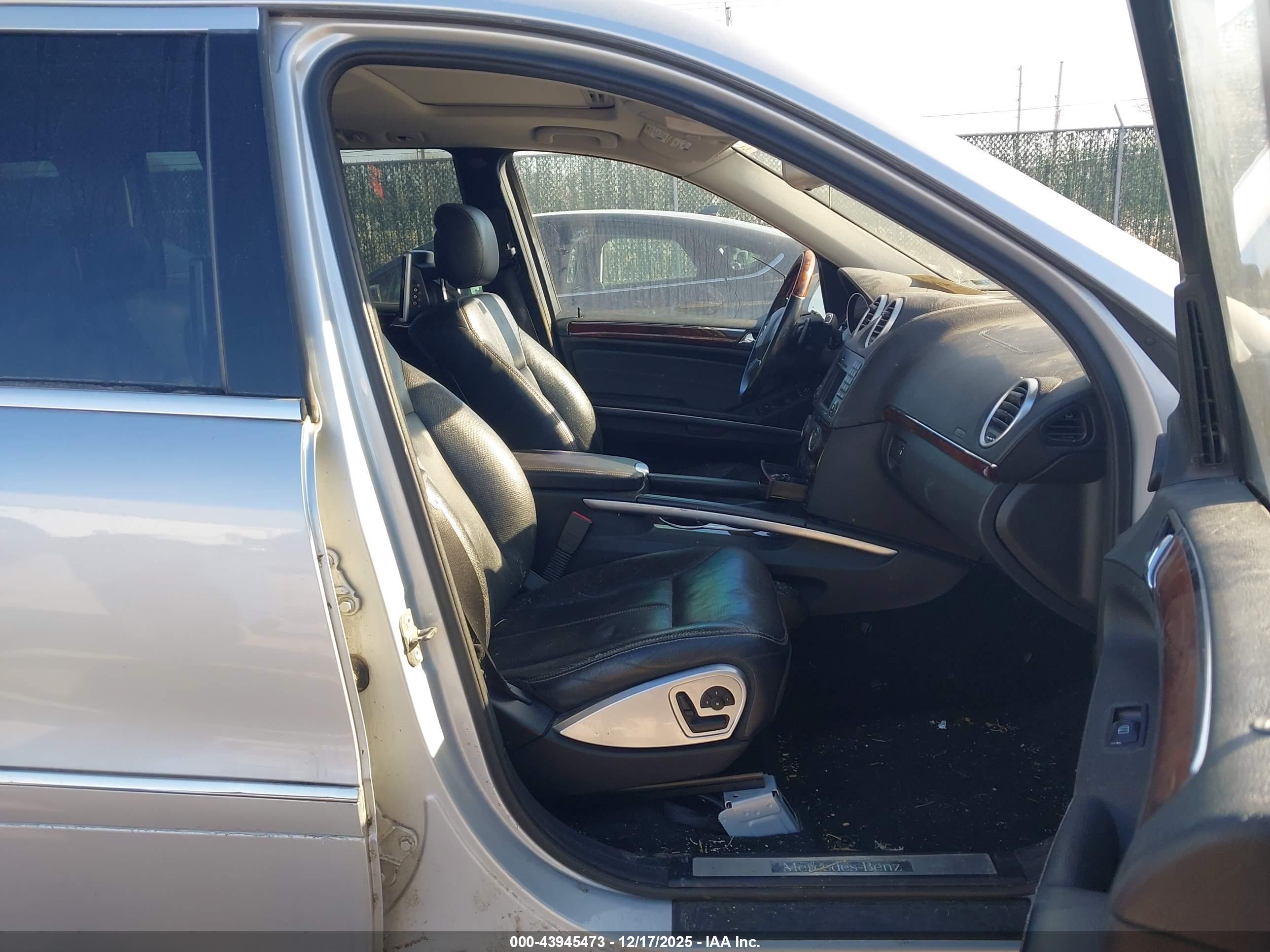 MERCEDES-BENZ GL image 5