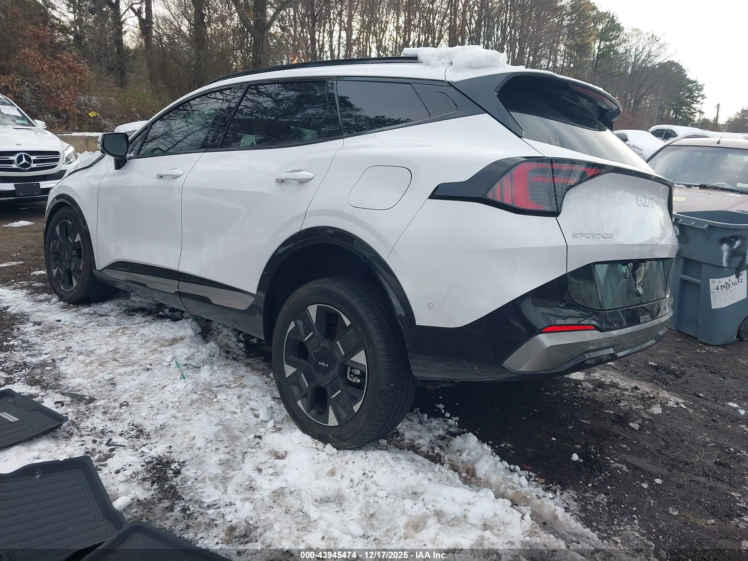 KIA SPORTAGE image 3