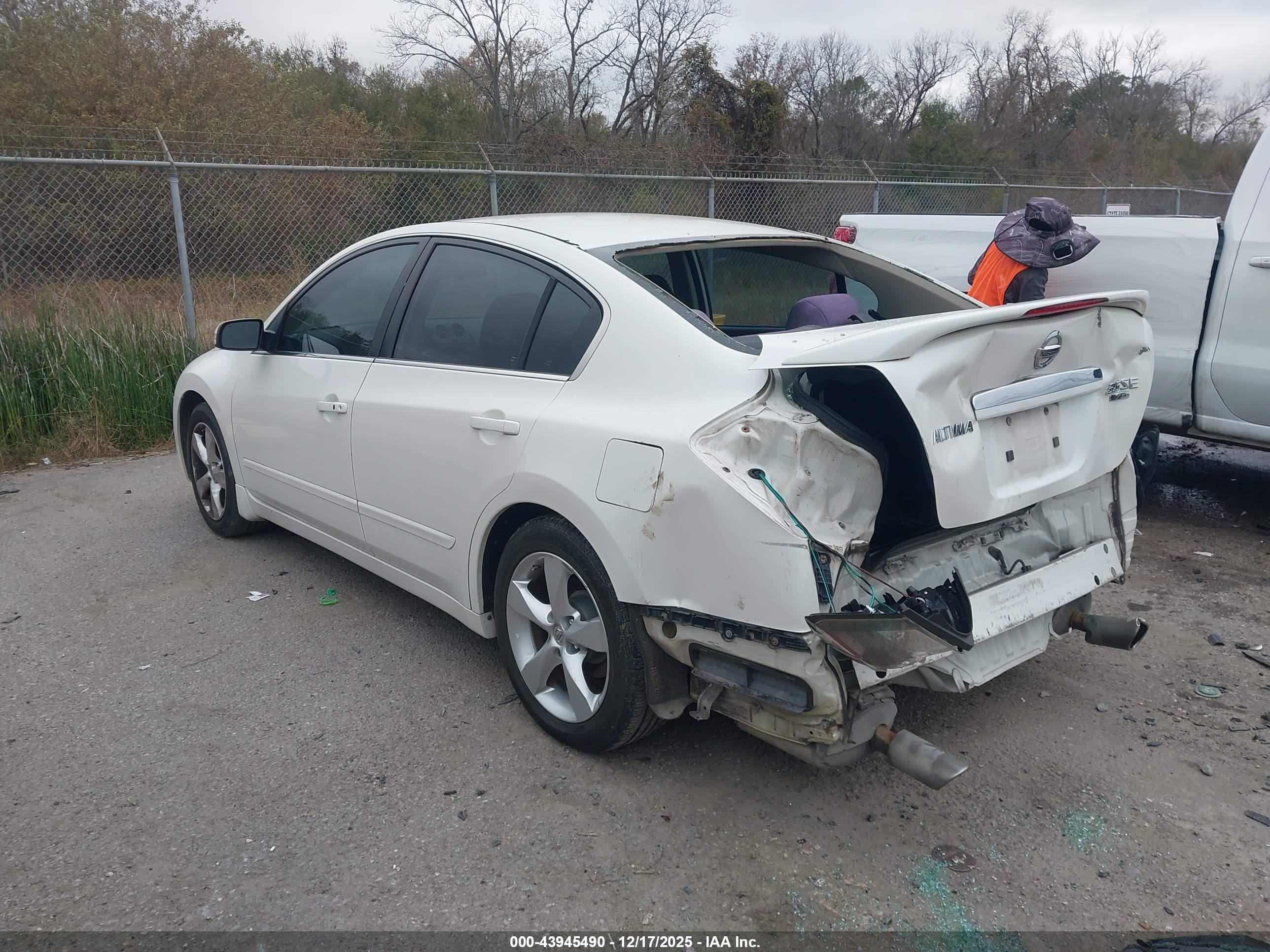 NISSAN ALTIMA image 3