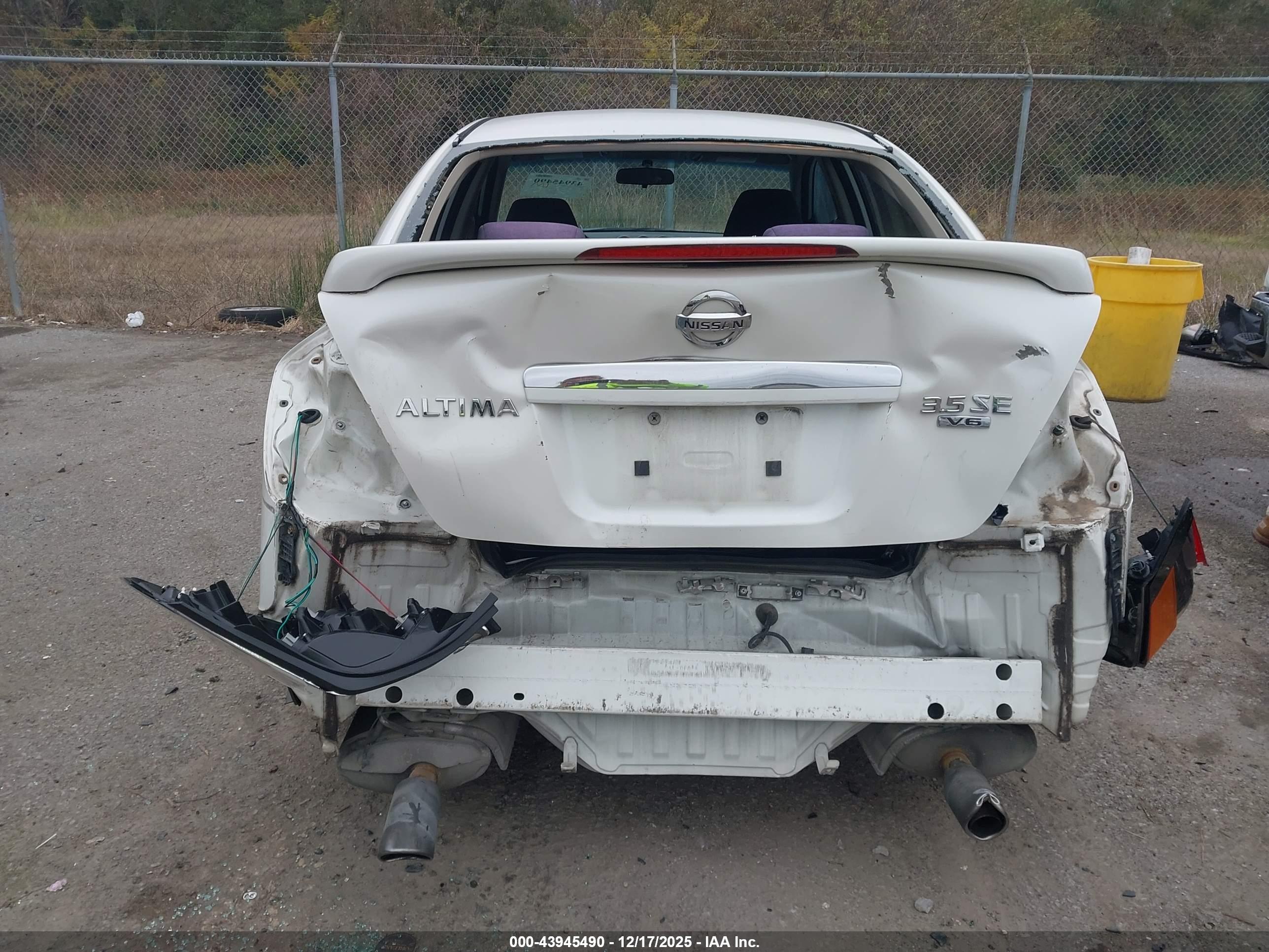 NISSAN ALTIMA image 6