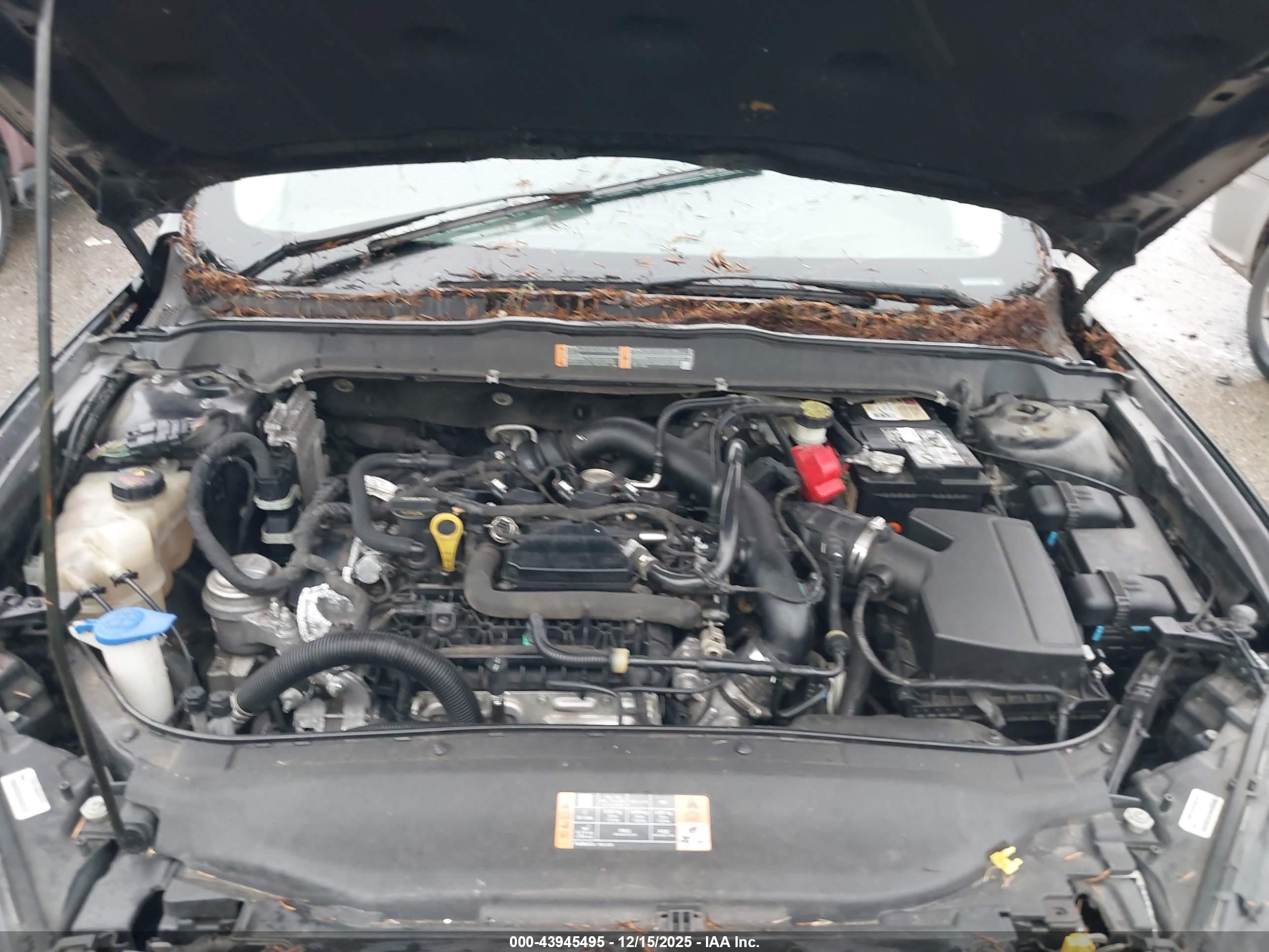 FORD FUSION image 10