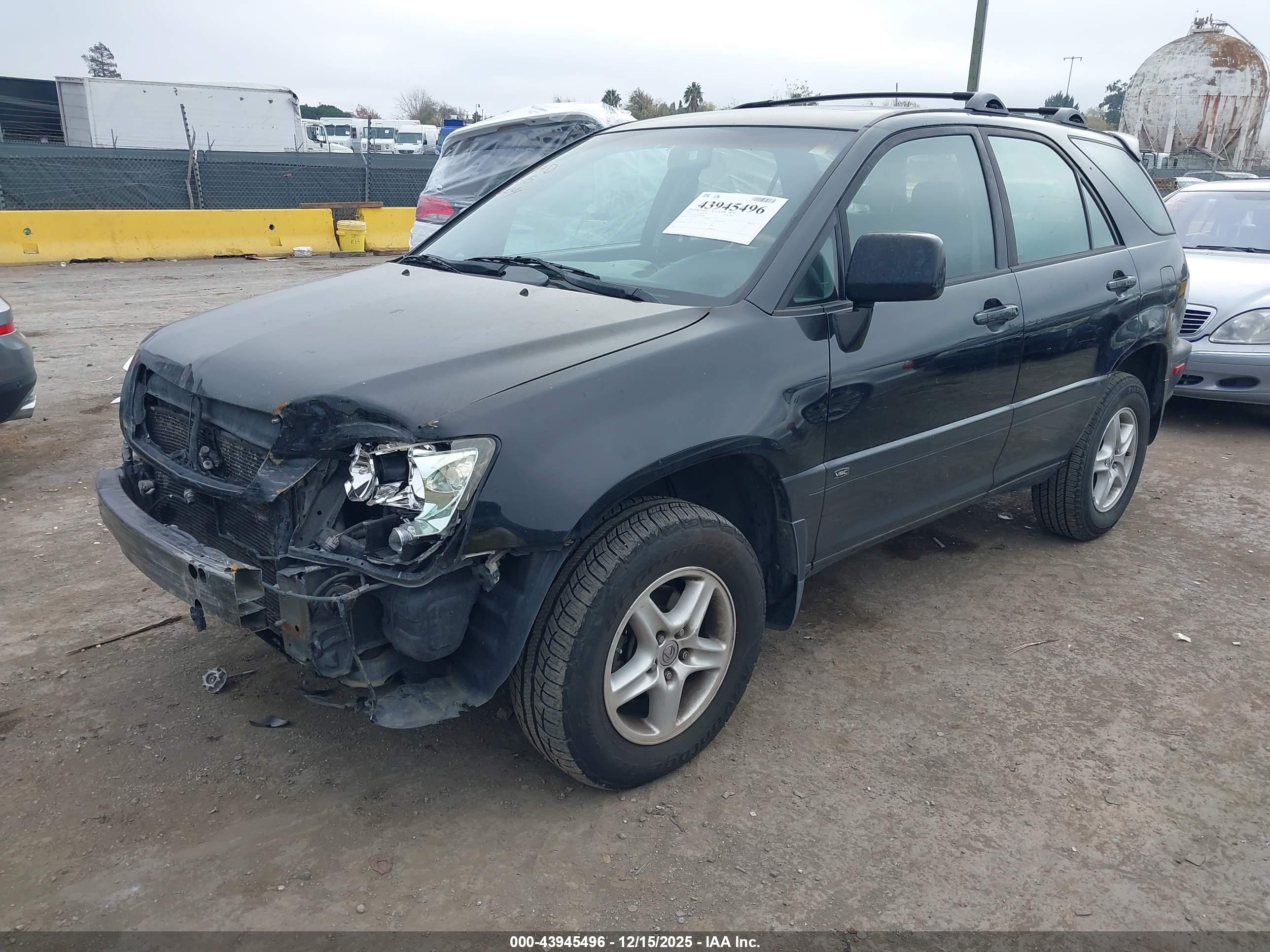 LEXUS RX image 2