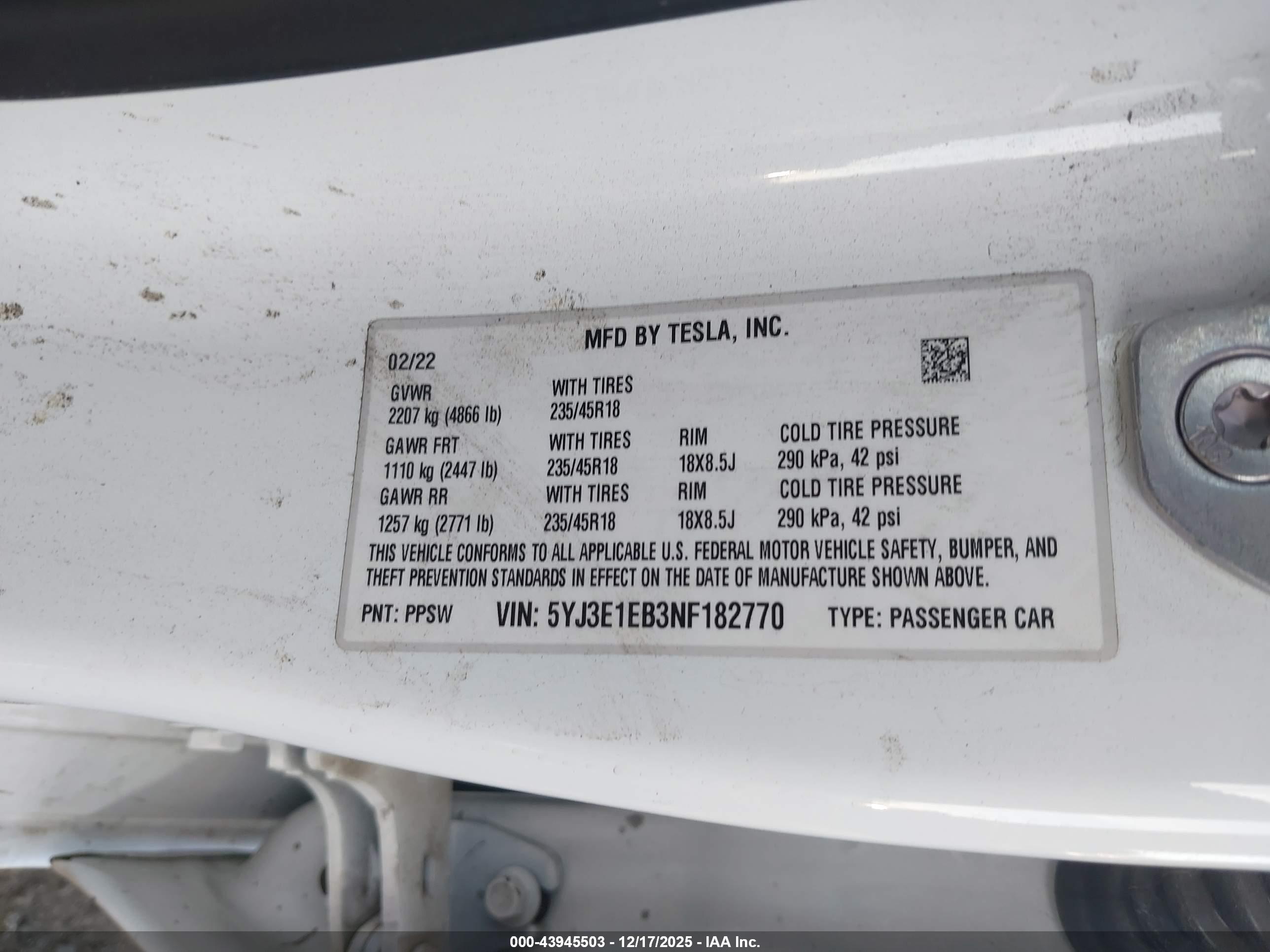 TESLA MODEL image 9