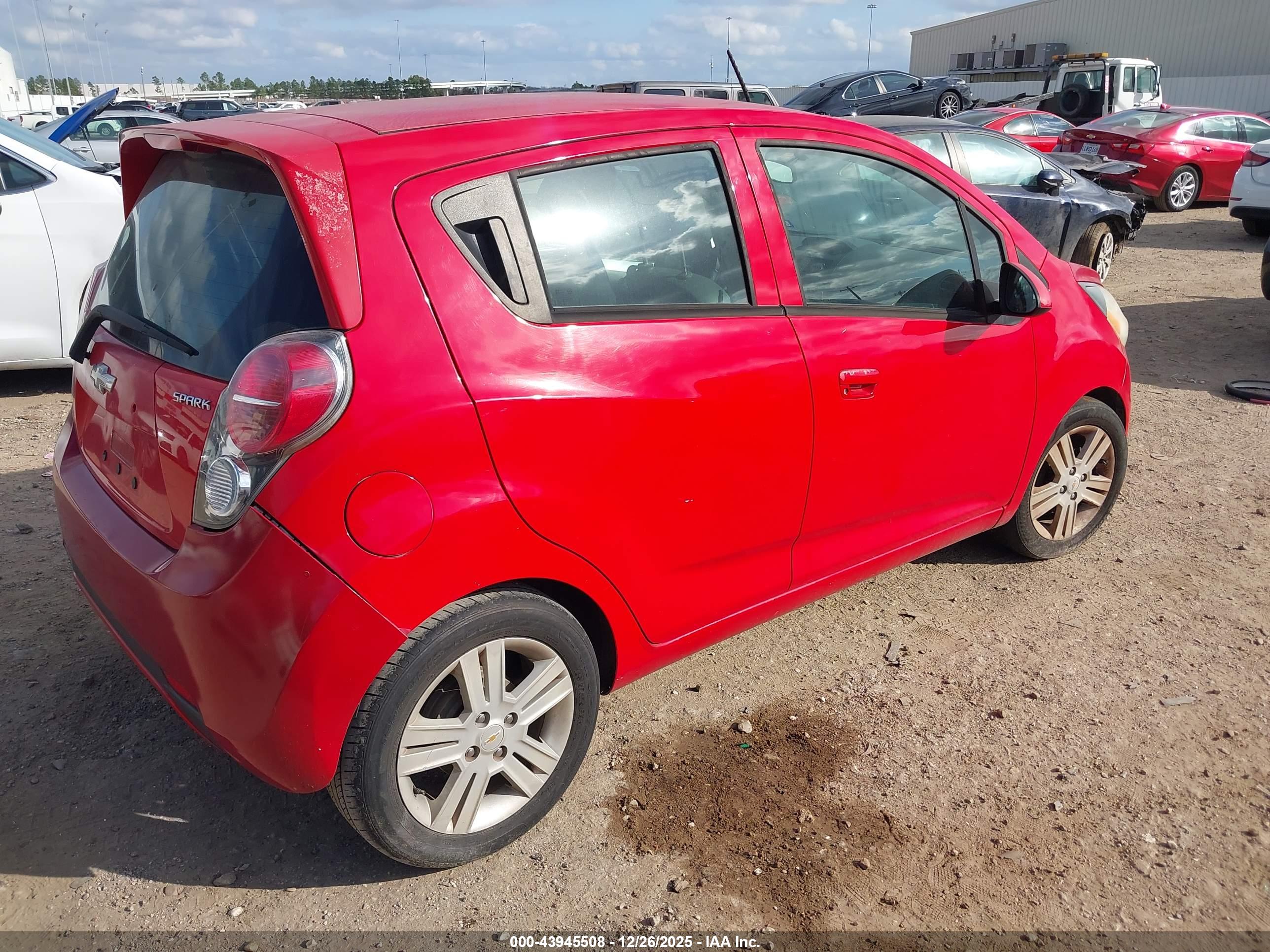 CHEVROLET SPARK image 4