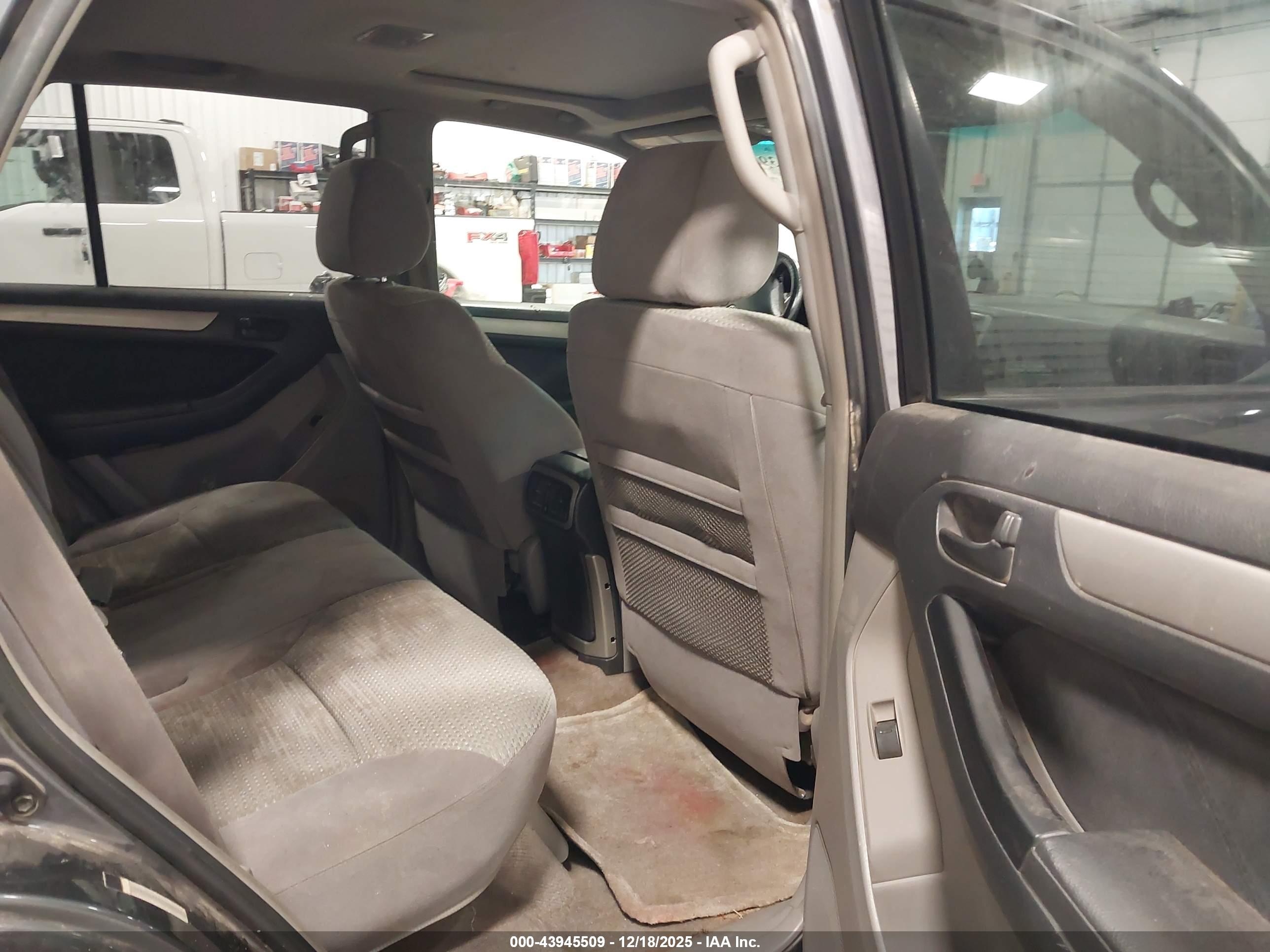 TOYOTA 4RUNNER image 8